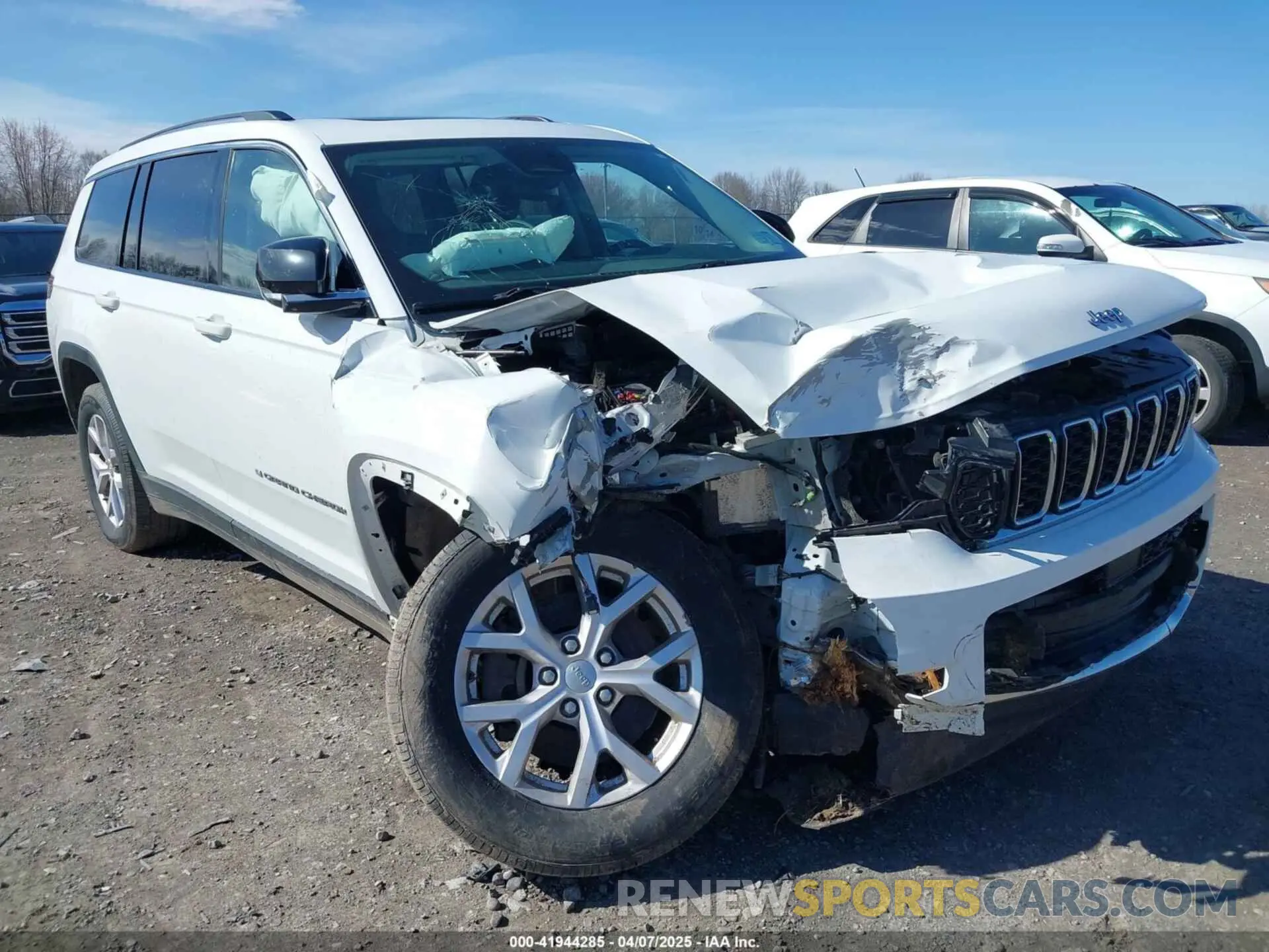 6 Photograph of a damaged car 1C4RJKBG7M8142511 JEEP GRAND CHEROKEE L 2021