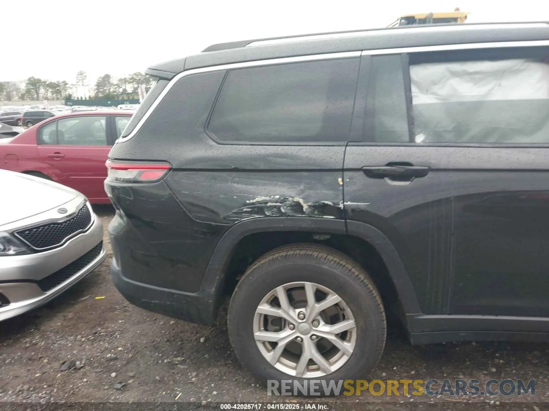 6 Photograph of a damaged car 1C4RJKBG8M8129993 JEEP GRAND CHEROKEE L 2021