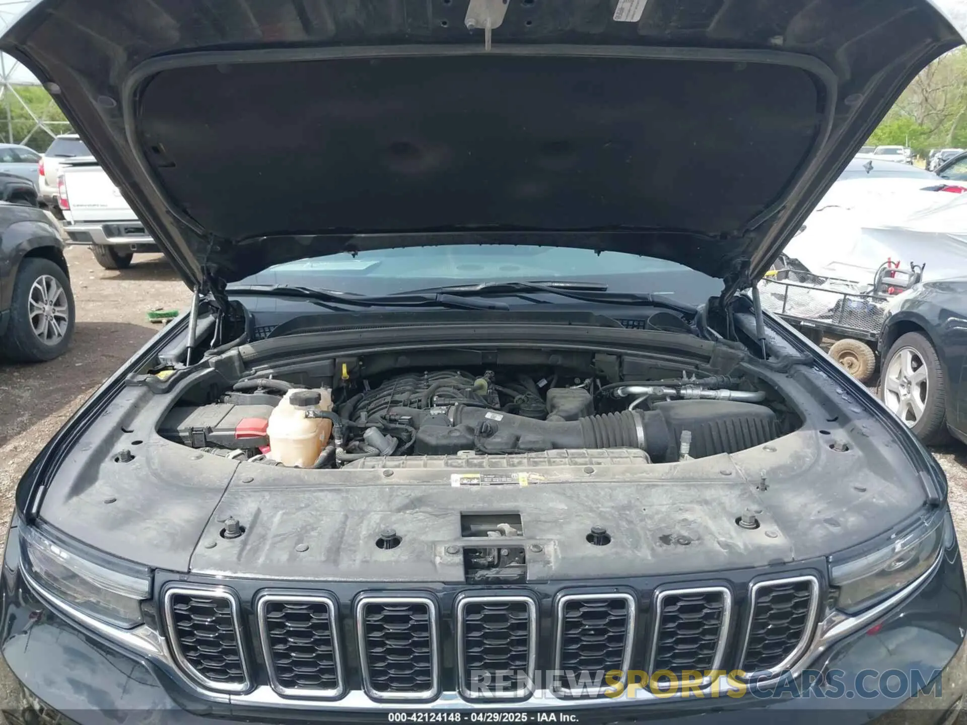 10 Photograph of a damaged car 1C4RJKBG9M8212199 JEEP GRAND CHEROKEE L 2021