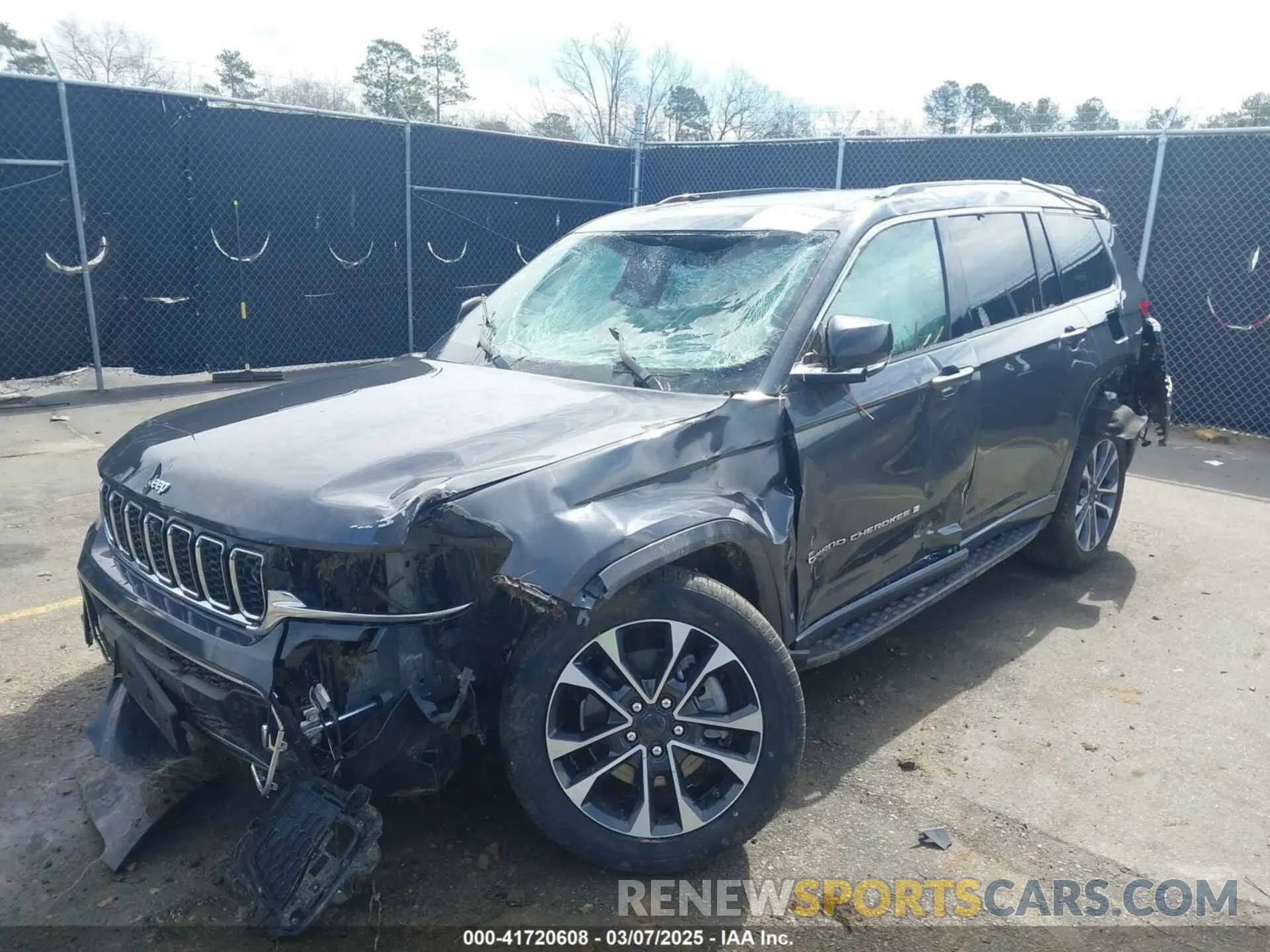6 Photograph of a damaged car 1C4RJKDG0M8179171 JEEP GRAND CHEROKEE L 2021