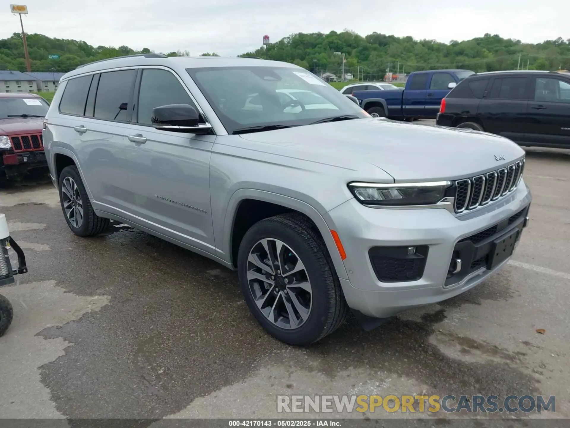 1 Photograph of a damaged car 1C4RJKDG5M8170935 JEEP GRAND CHEROKEE L 2021