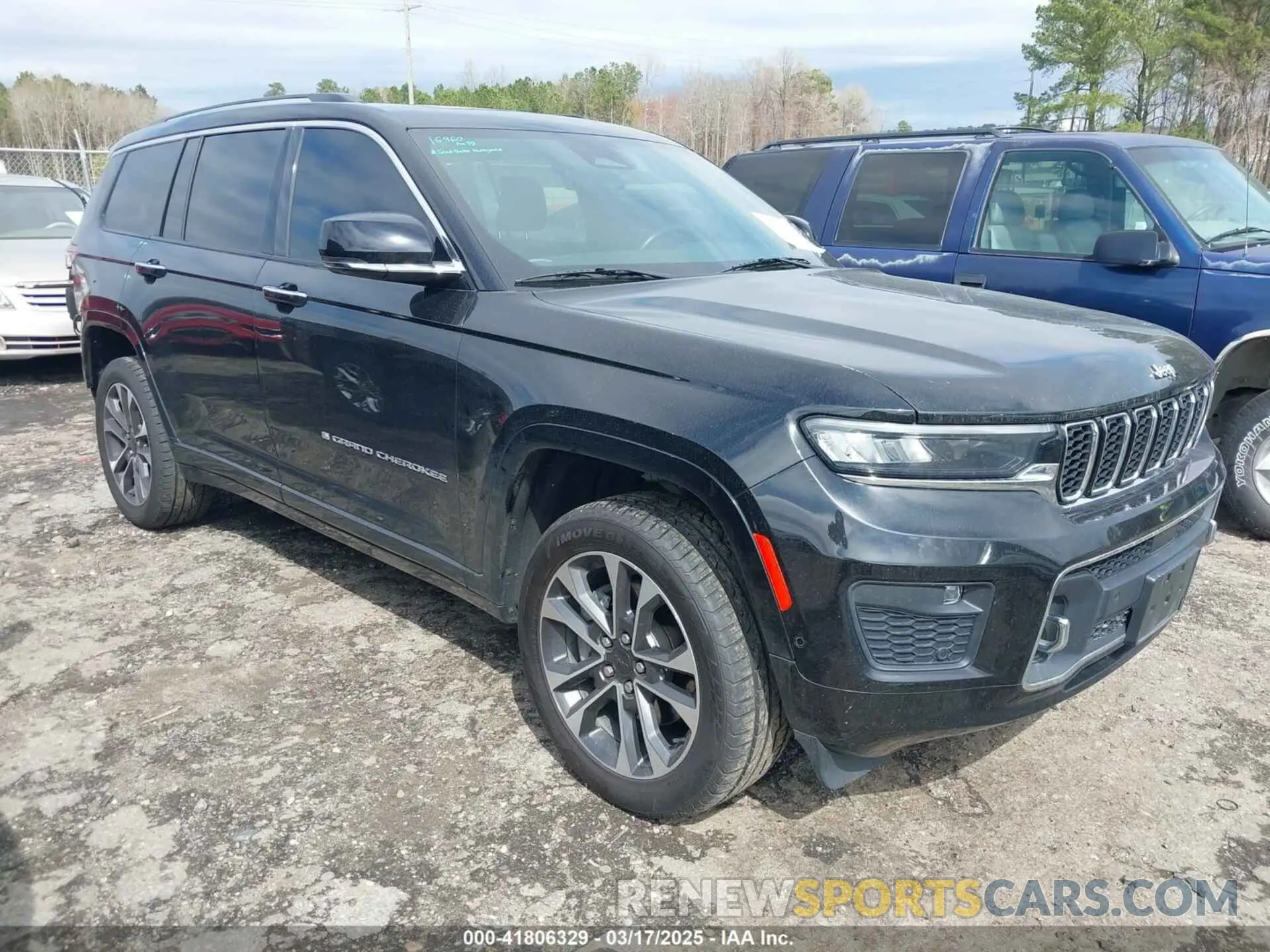1 Photograph of a damaged car 1C4RJKDG7M8140271 JEEP GRAND CHEROKEE L 2021