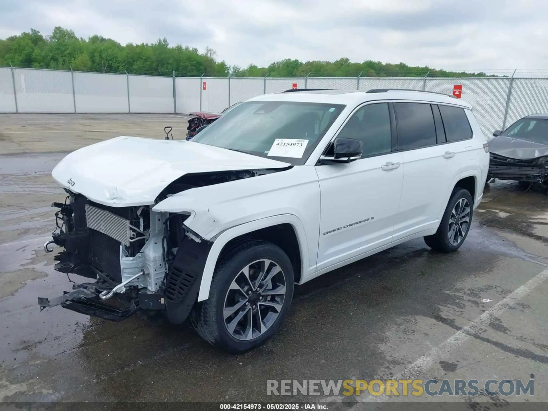2 Photograph of a damaged car 1C4RJKDG9M8123357 JEEP GRAND CHEROKEE L 2021