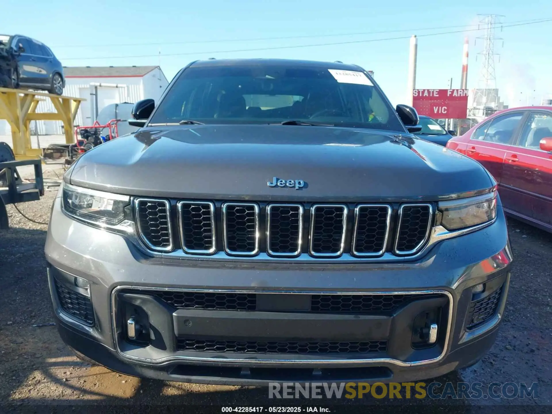 13 Photograph of a damaged car 1C4RJKDGXM8190758 JEEP GRAND CHEROKEE L 2021