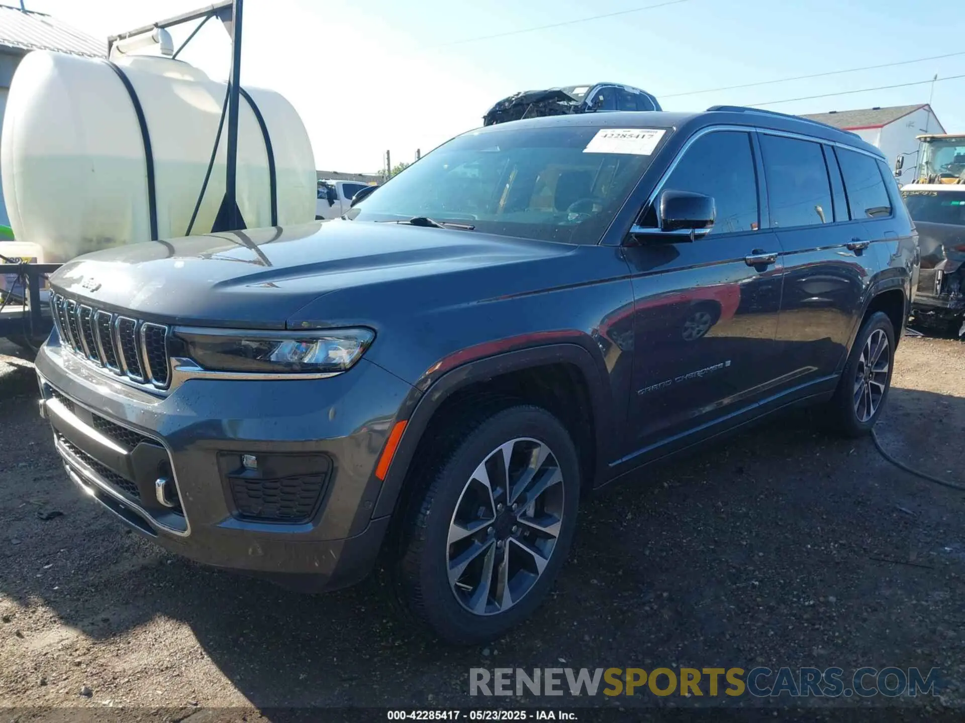 2 Photograph of a damaged car 1C4RJKDGXM8190758 JEEP GRAND CHEROKEE L 2021