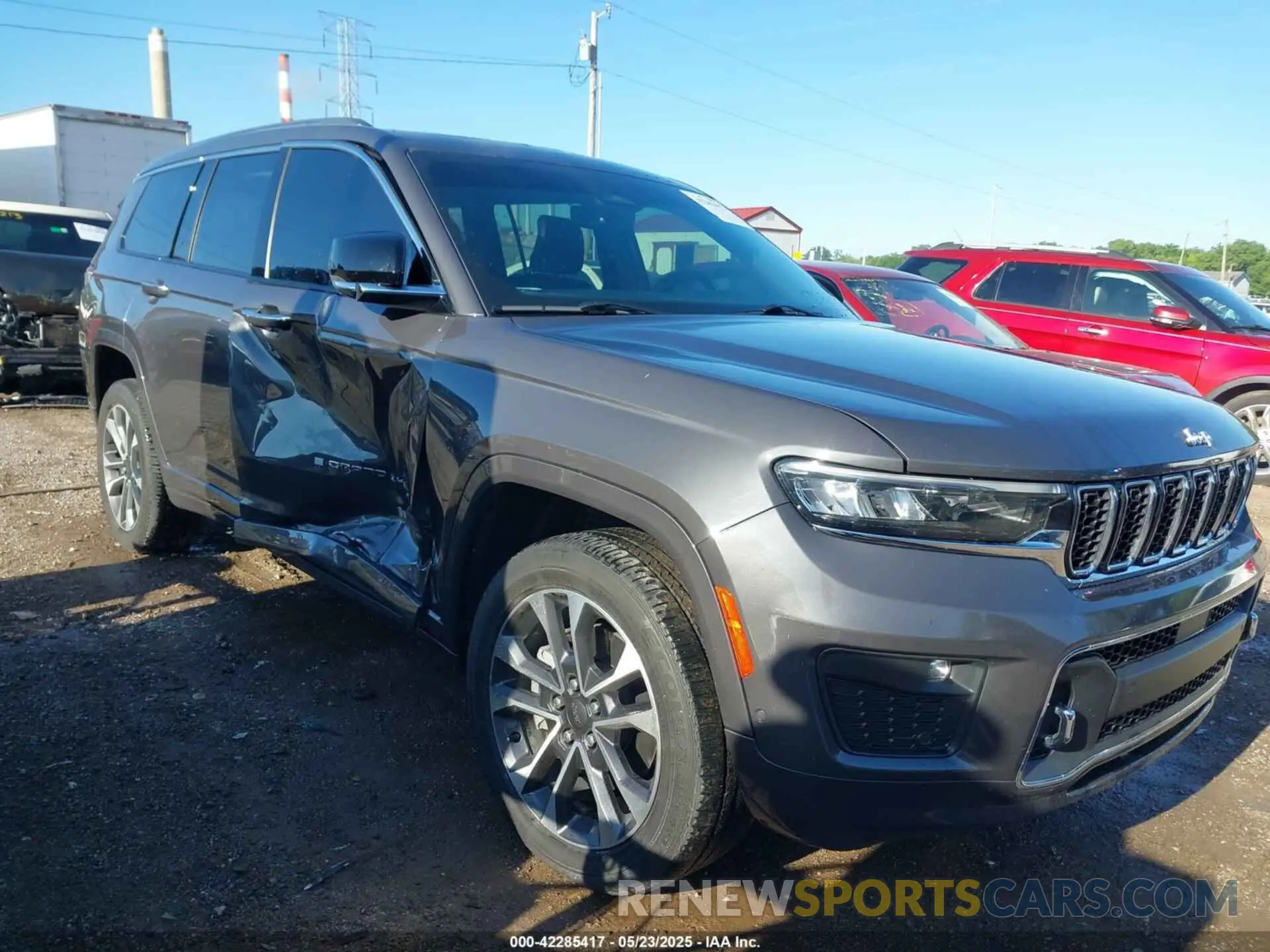 6 Photograph of a damaged car 1C4RJKDGXM8190758 JEEP GRAND CHEROKEE L 2021