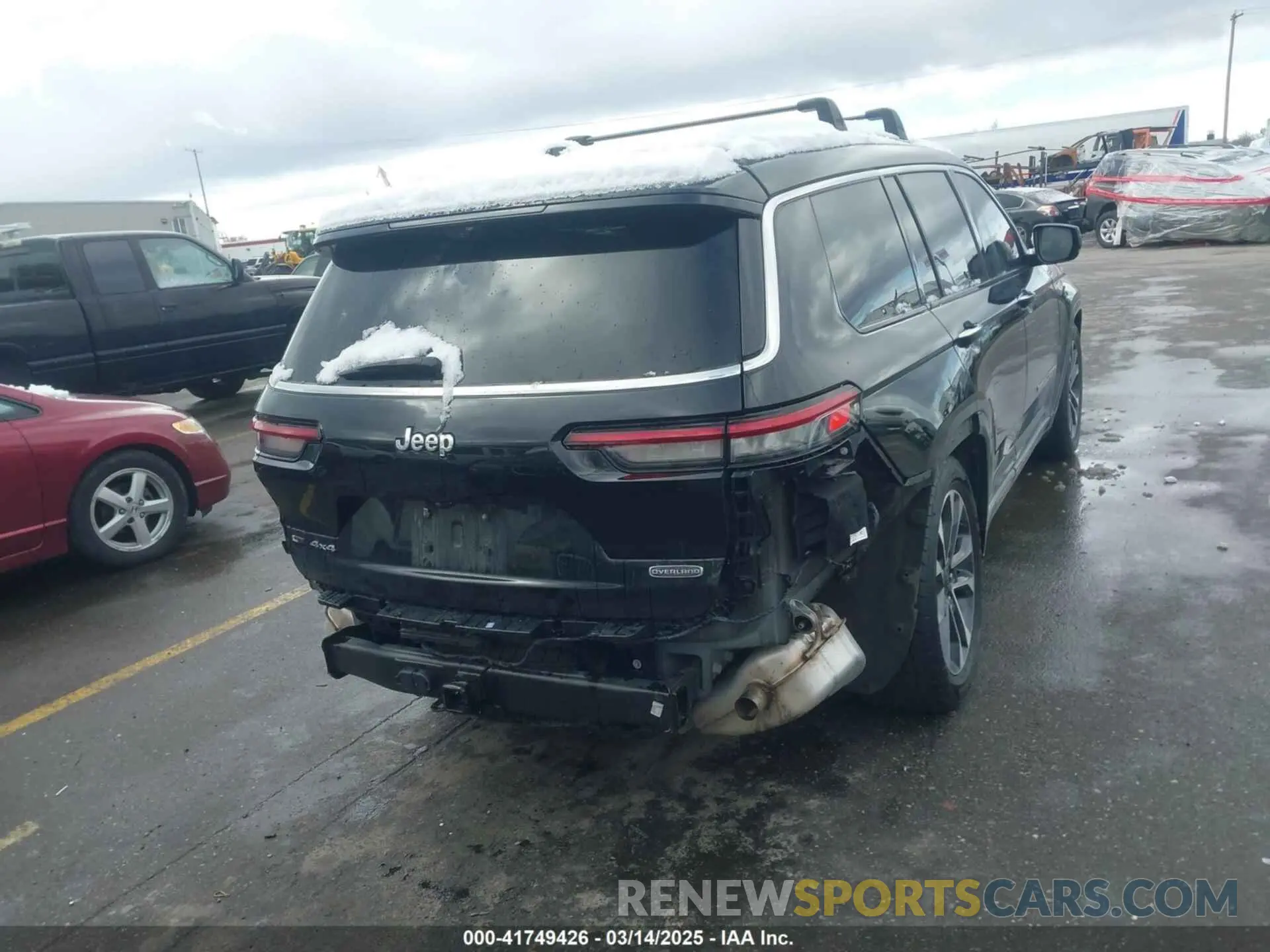 16 Photograph of a damaged car 1C4RJKDT0M8197067 JEEP GRAND CHEROKEE L 2021