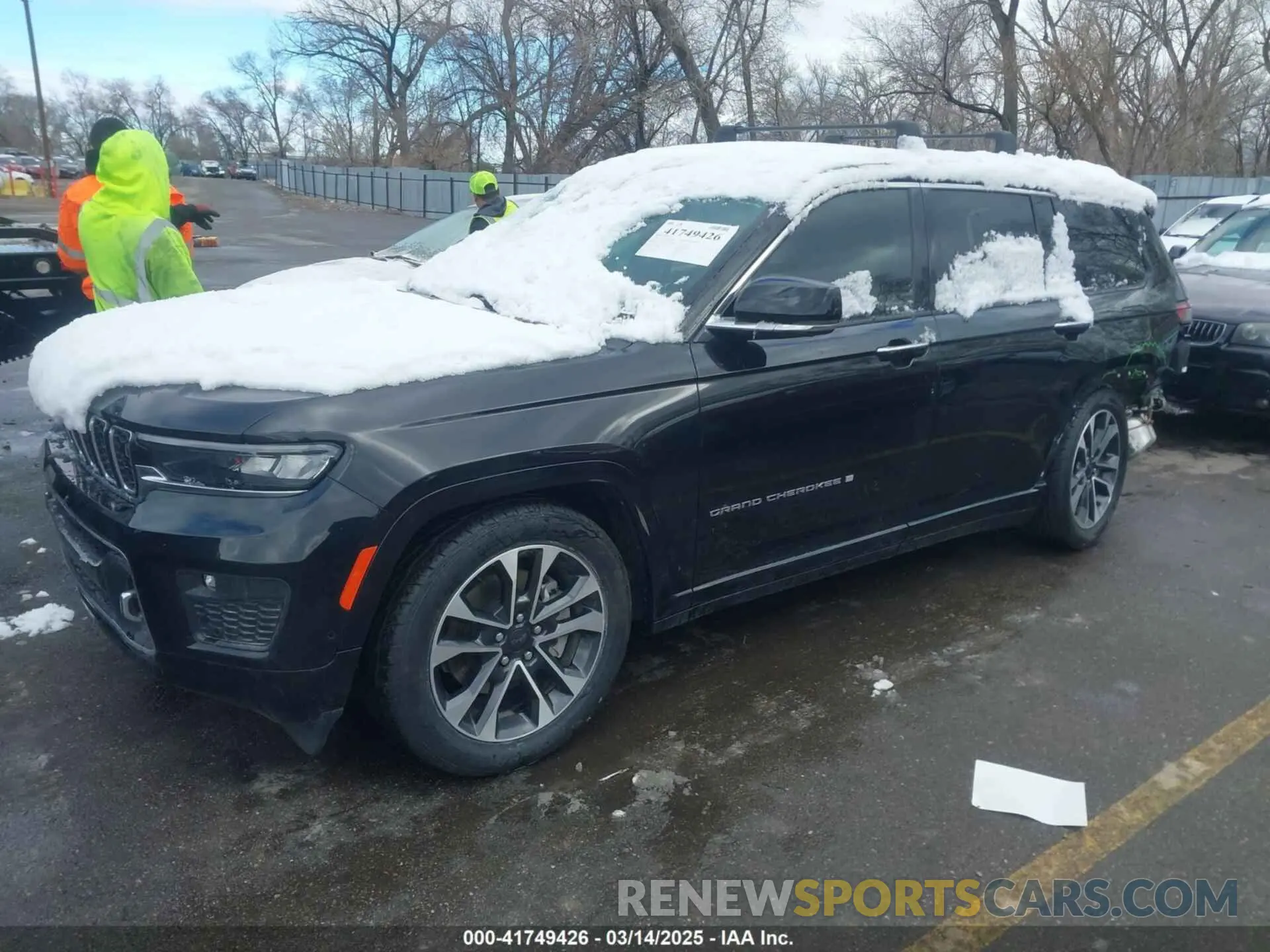 2 Photograph of a damaged car 1C4RJKDT0M8197067 JEEP GRAND CHEROKEE L 2021