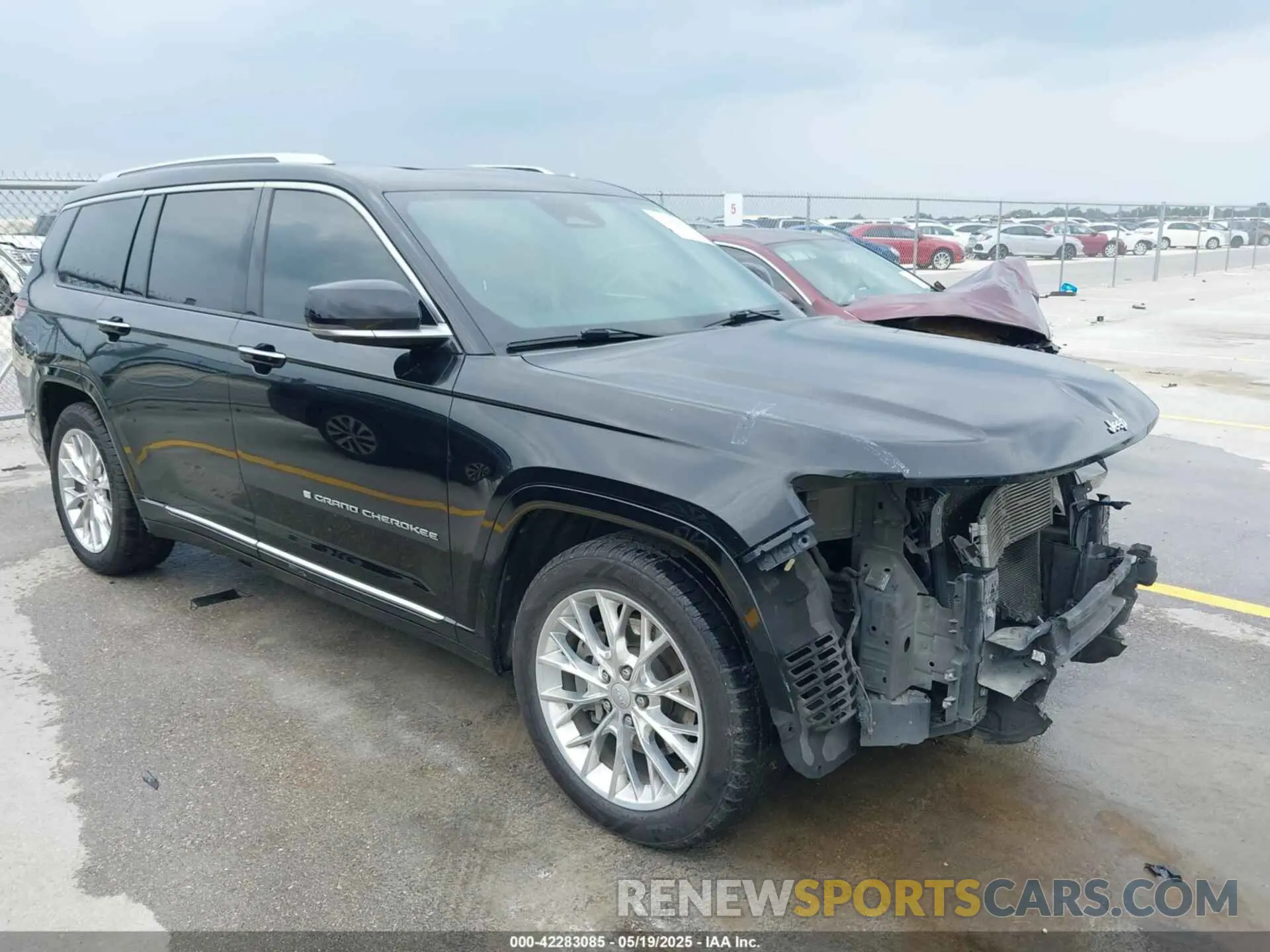 1 Photograph of a damaged car 1C4RJKEG8M8106466 JEEP GRAND CHEROKEE L 2021