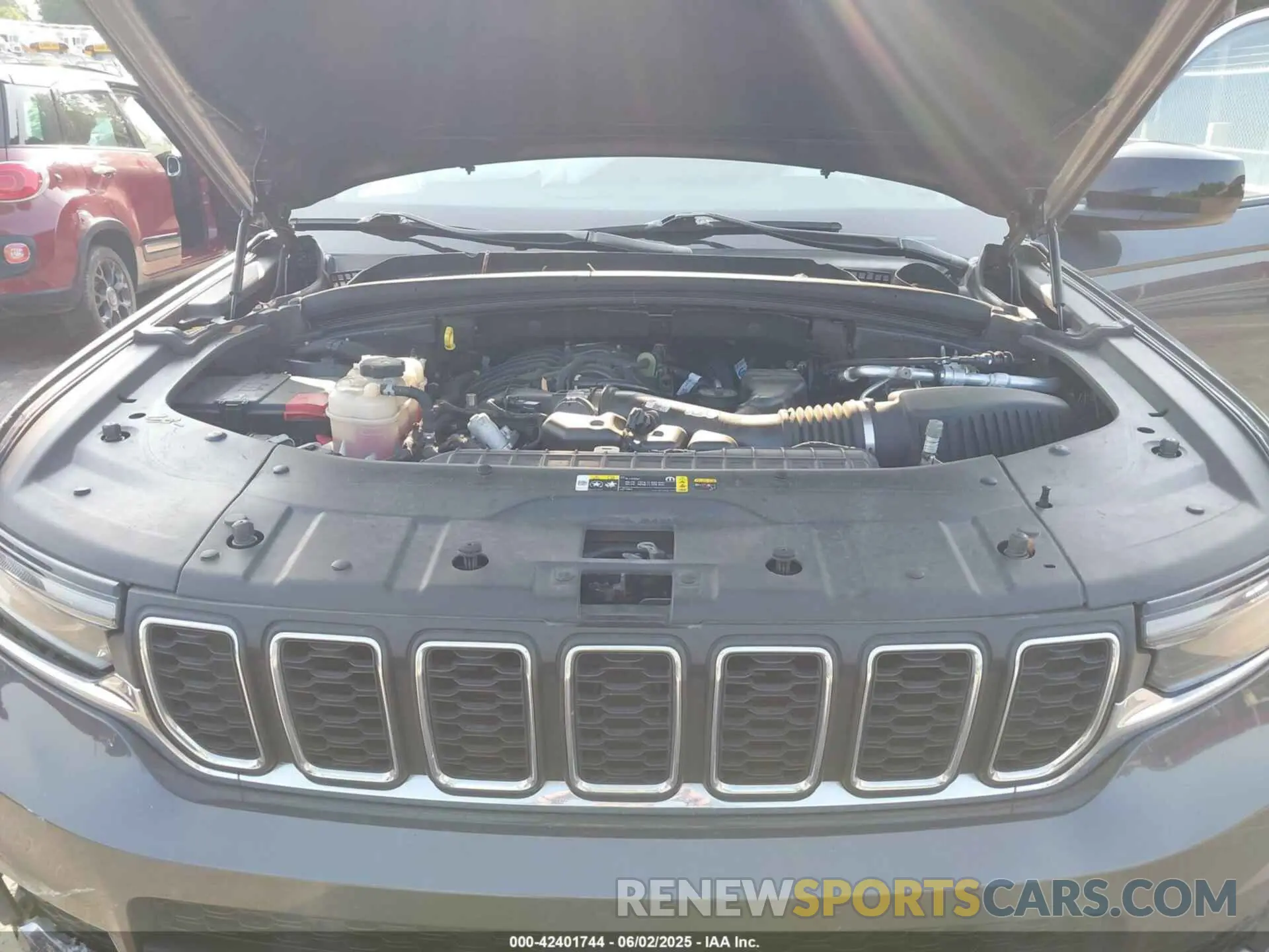 10 Photograph of a damaged car 1C4RJJAG7N8630905 JEEP GRAND CHEROKEE L 2022