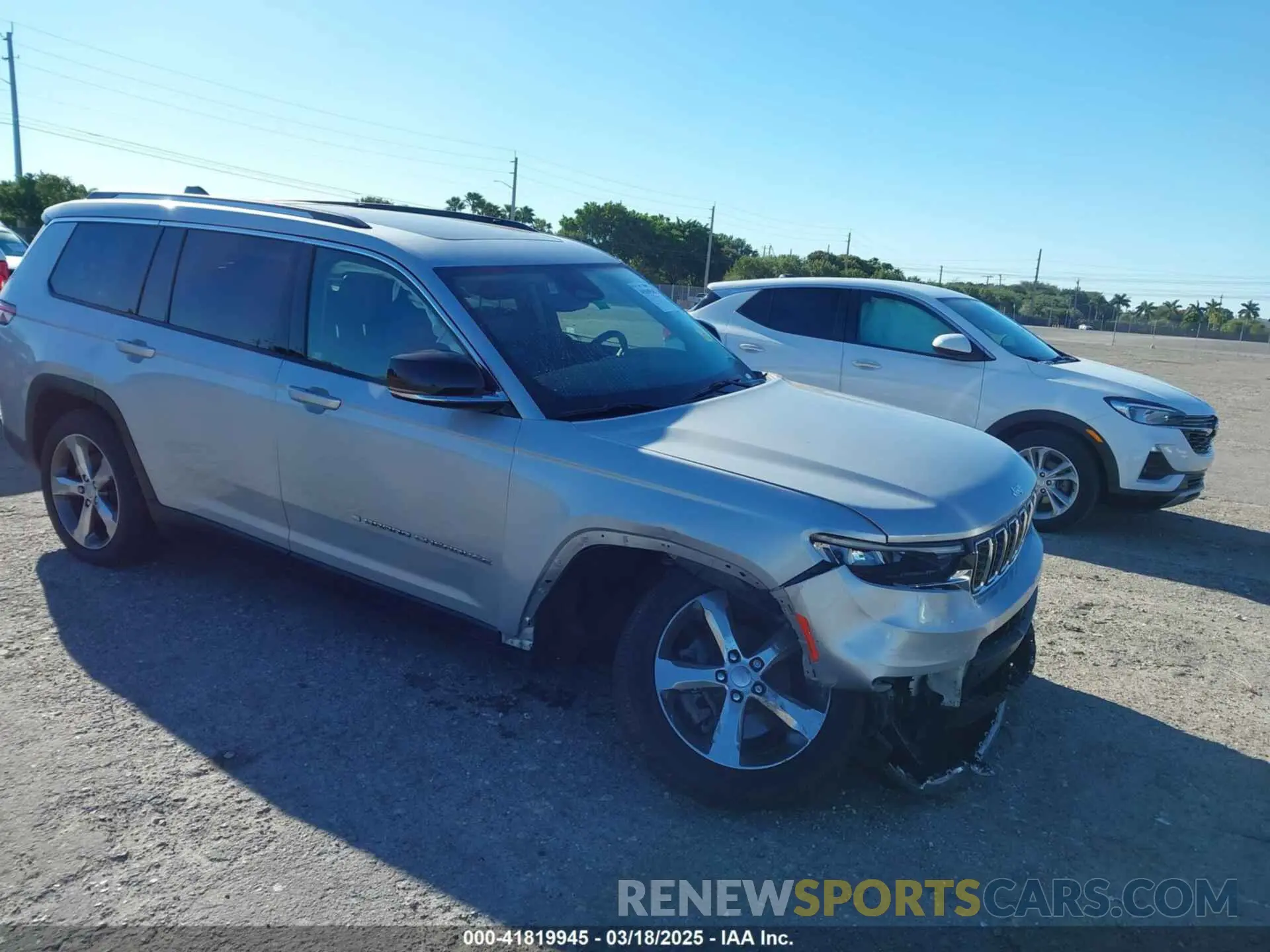 1 Photograph of a damaged car 1C4RJJBGXN8528951 JEEP GRAND CHEROKEE L 2022