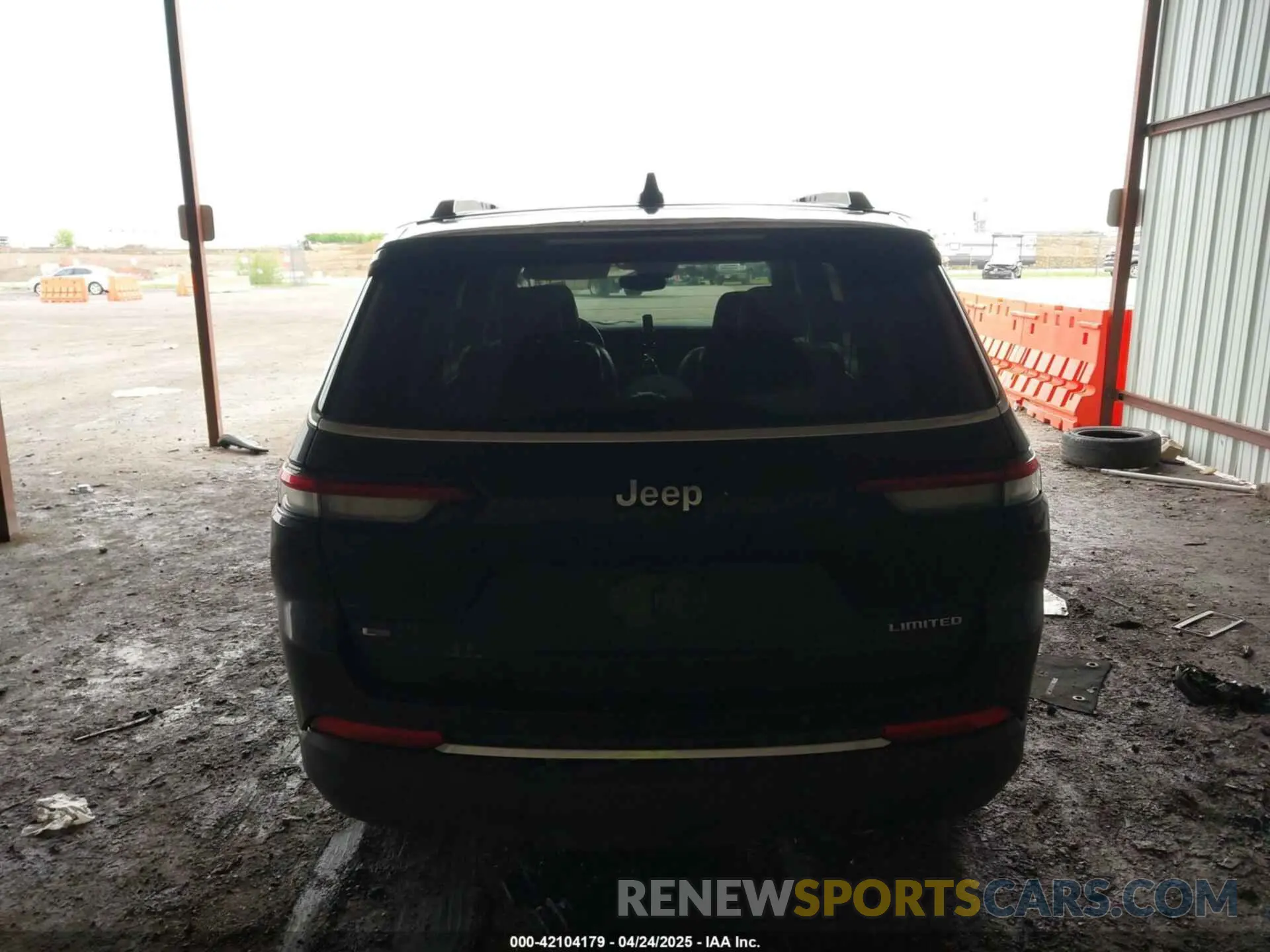 16 Photograph of a damaged car 1C4RJJBGXN8529050 JEEP GRAND CHEROKEE L 2022
