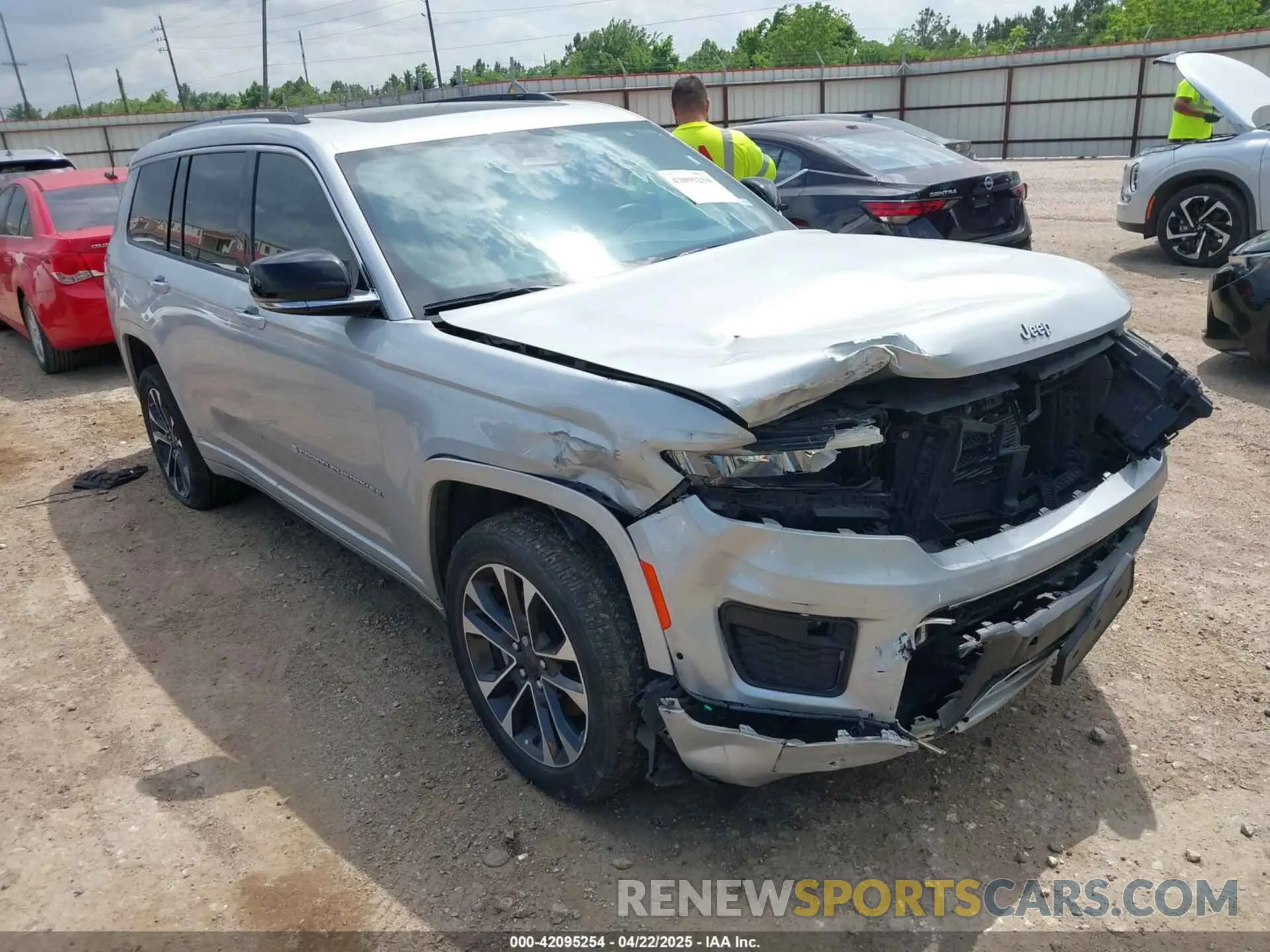 1 Photograph of a damaged car 1C4RJJDG3N8529288 JEEP GRAND CHEROKEE L 2022