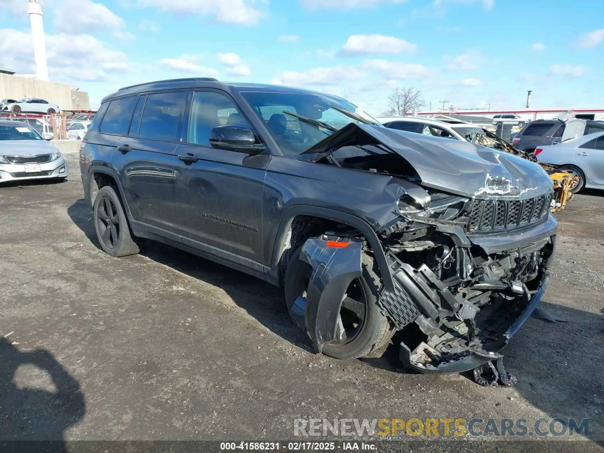 1 Photograph of a damaged car 1C4RJKAG2N8542592 JEEP GRAND CHEROKEE L 2022