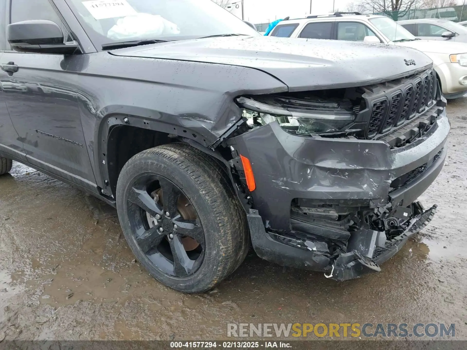 6 Photograph of a damaged car 1C4RJKAG6N8575787 JEEP GRAND CHEROKEE L 2022
