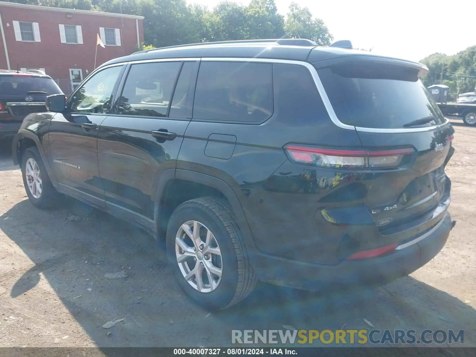 3 Photograph of a damaged car 1C4RJKBG1N8513907 JEEP GRAND CHEROKEE L 2022