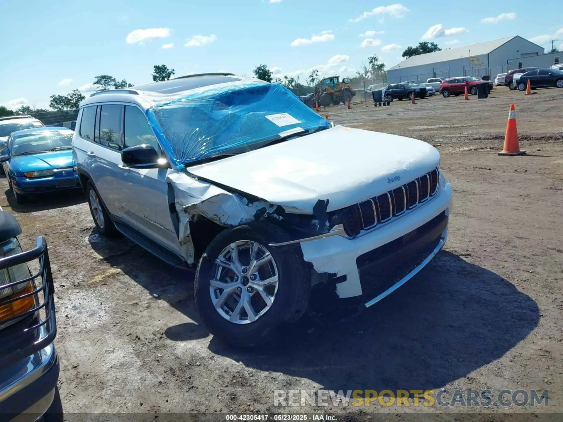 1 Photograph of a damaged car 1C4RJKBG1N8565926 JEEP GRAND CHEROKEE L 2022