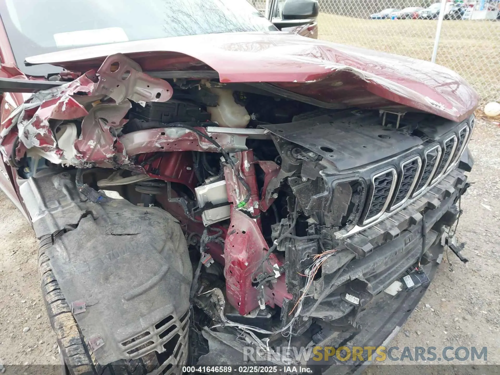 10 Photograph of a damaged car 1C4RJKBG4N8626251 JEEP GRAND CHEROKEE L 2022