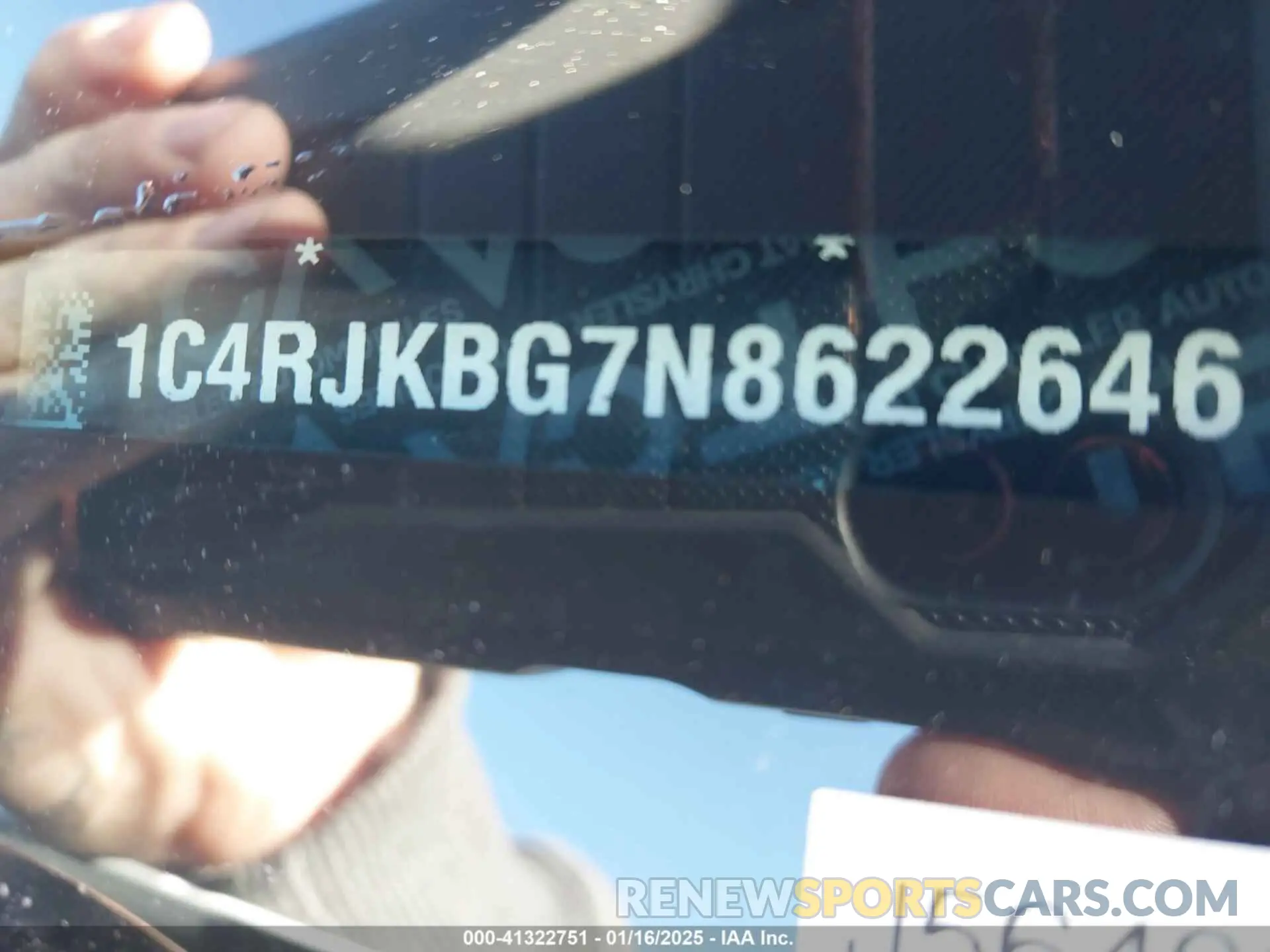 9 Photograph of a damaged car 1C4RJKBG7N8622646 JEEP GRAND CHEROKEE L 2022