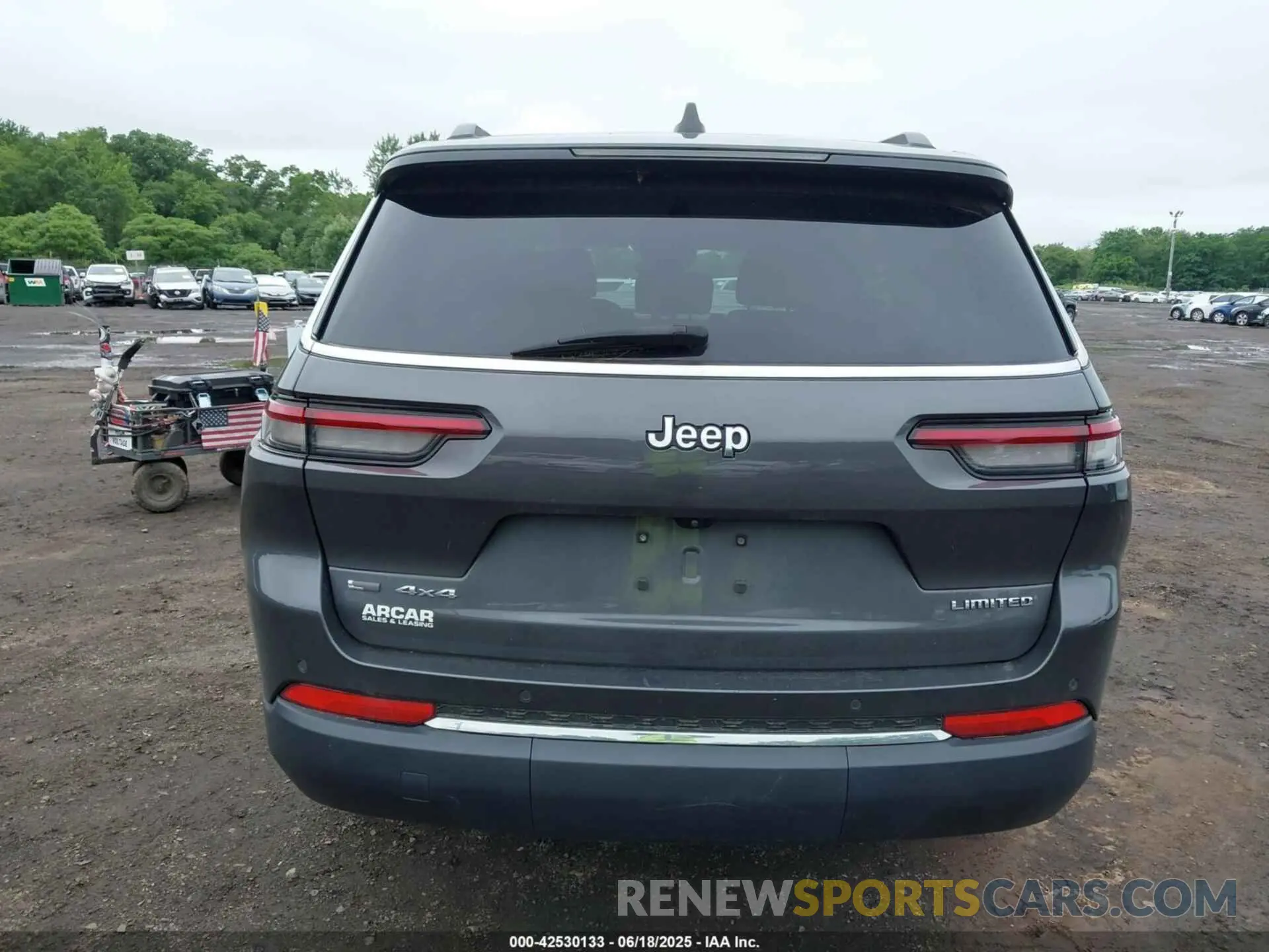 16 Photograph of a damaged car 1C4RJKBG8N8532261 JEEP GRAND CHEROKEE L 2022