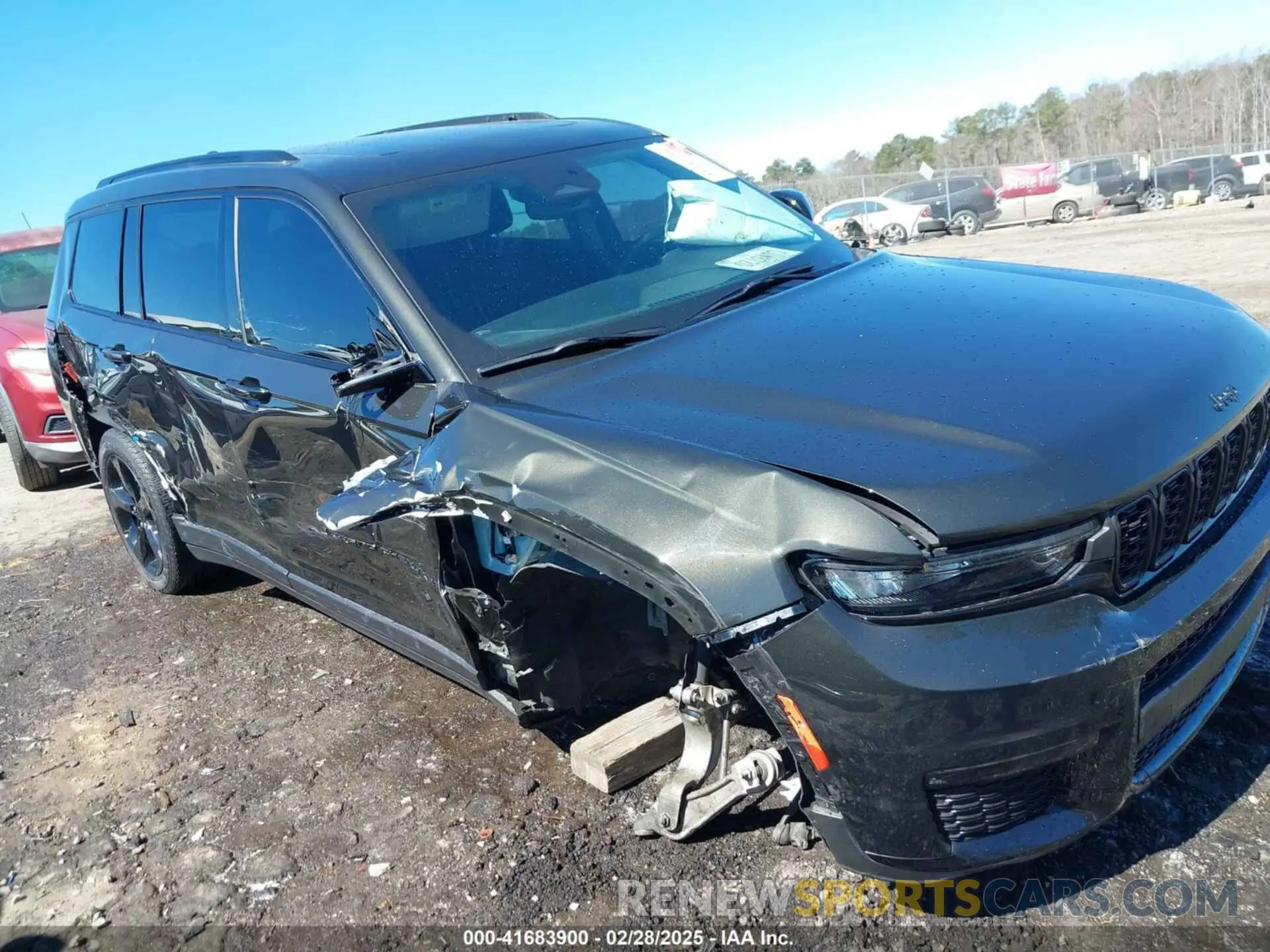 1 Photograph of a damaged car 1C4RJKBG8N8612465 JEEP GRAND CHEROKEE L 2022