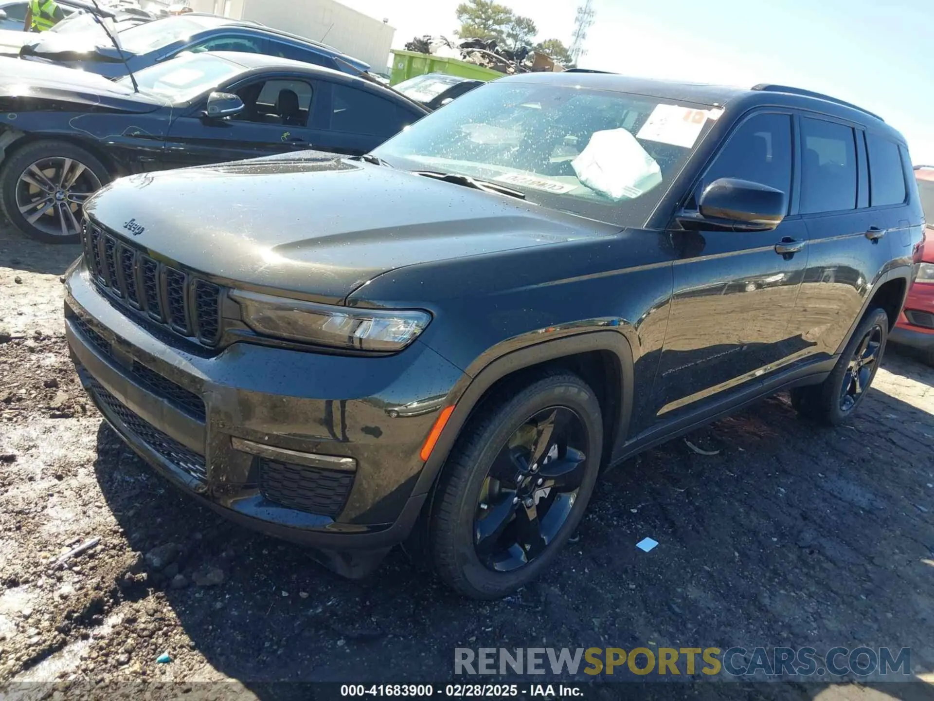 2 Photograph of a damaged car 1C4RJKBG8N8612465 JEEP GRAND CHEROKEE L 2022