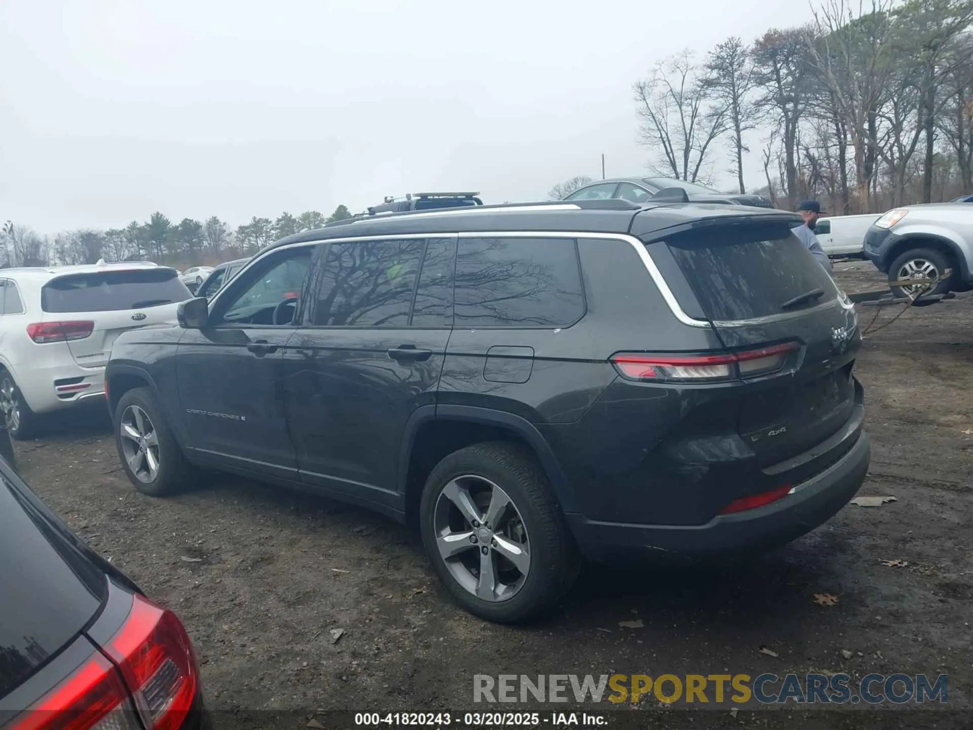 14 Photograph of a damaged car 1C4RJKBGXN8541771 JEEP GRAND CHEROKEE L 2022