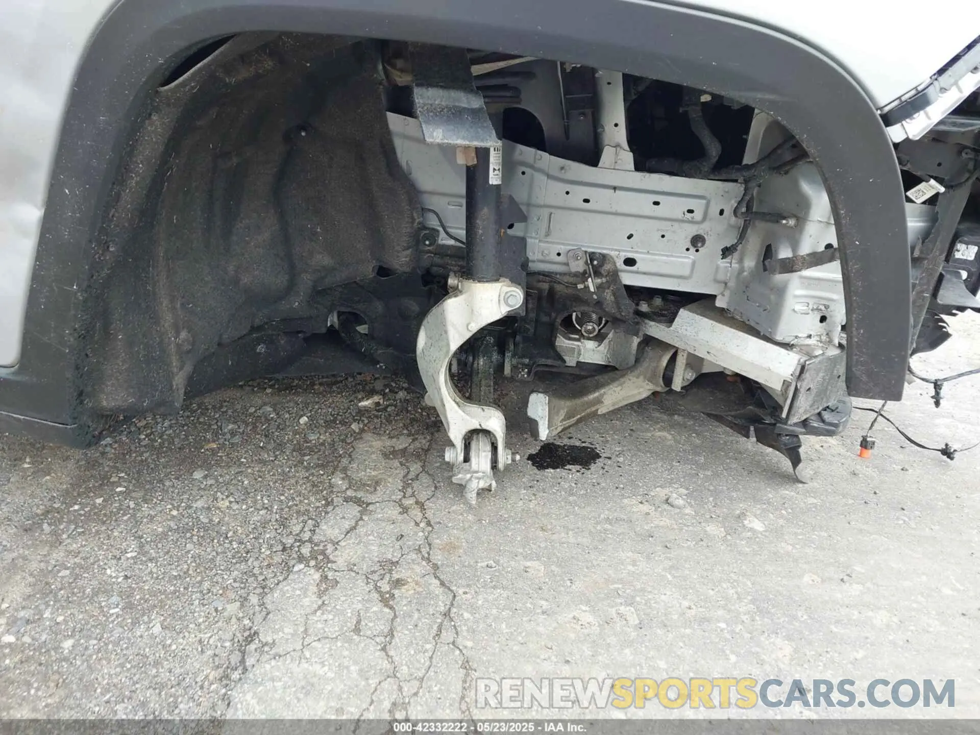 20 Photograph of a damaged car 1C4RJKBGXN8624293 JEEP GRAND CHEROKEE L 2022
