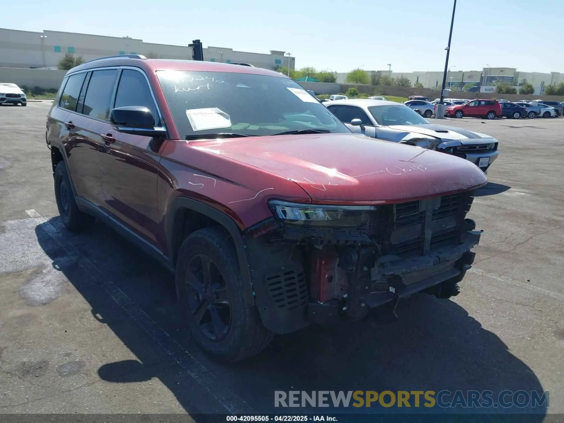 13 Photograph of a damaged car 1C4RJKBGXN8629462 JEEP GRAND CHEROKEE L 2022