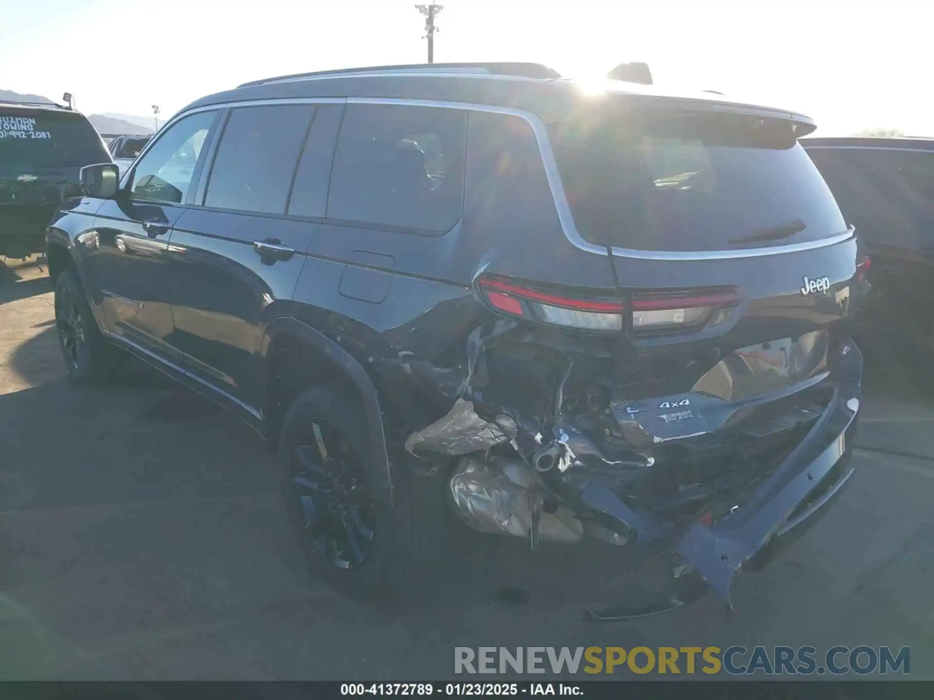 6 Photograph of a damaged car 1C4RJKDG1N8536942 JEEP GRAND CHEROKEE L 2022