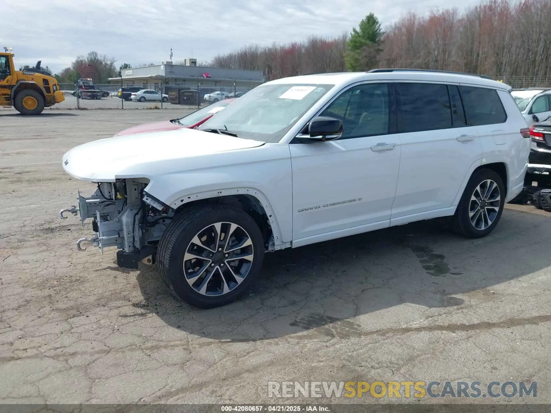 2 Photograph of a damaged car 1C4RJKDG9N8559384 JEEP GRAND CHEROKEE L 2022