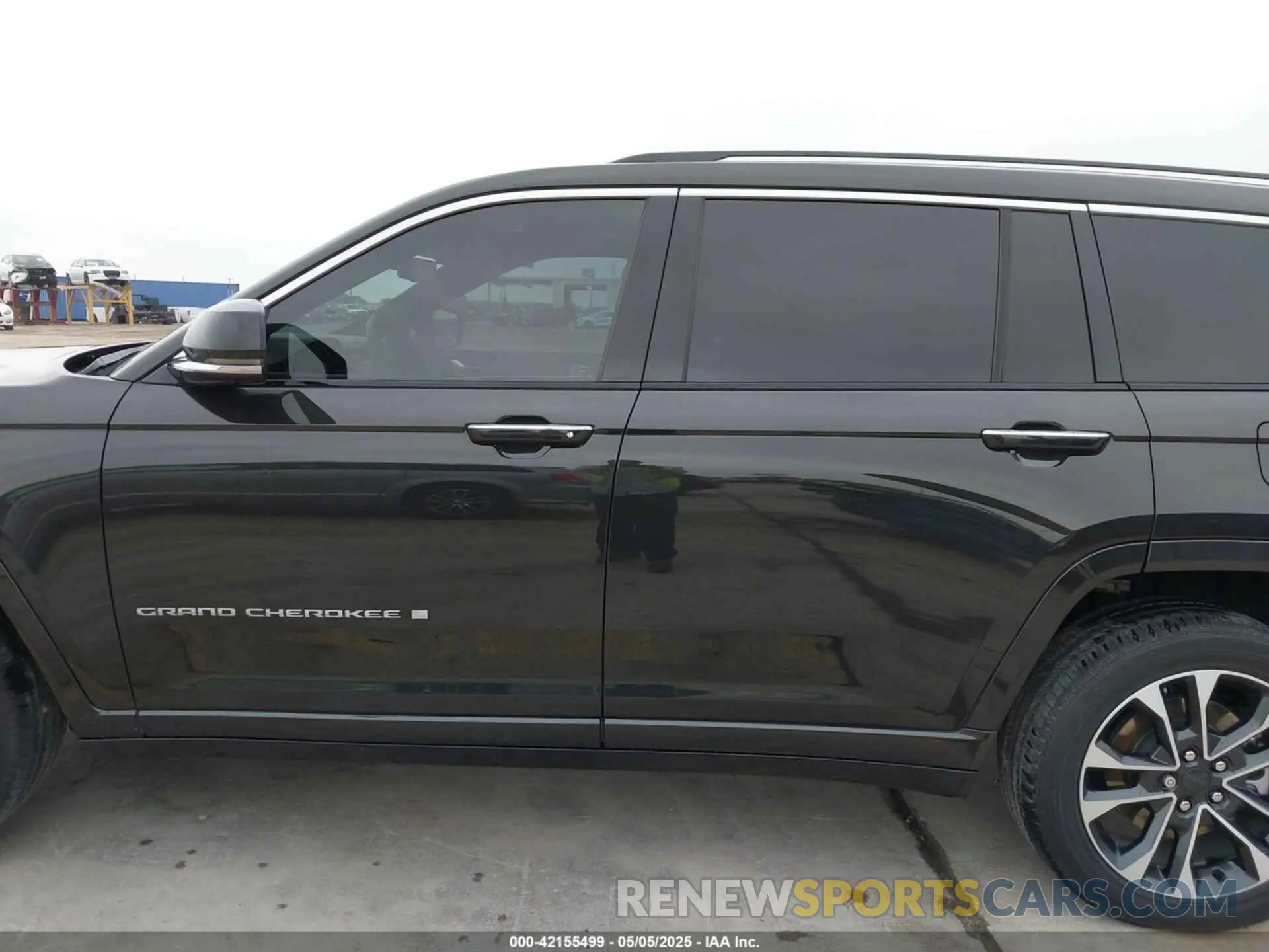 15 Photograph of a damaged car 1C4RJKDG9N8564844 JEEP GRAND CHEROKEE L 2022