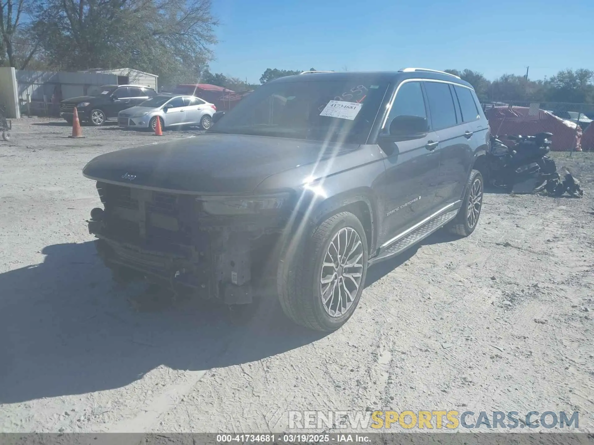 2 Photograph of a damaged car 1C4RJKET7N8549559 JEEP GRAND CHEROKEE L 2022