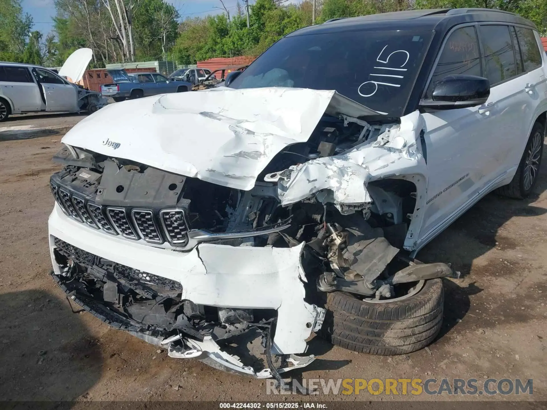 6 Photograph of a damaged car 1C4RJKETXN8559115 JEEP GRAND CHEROKEE L 2022
