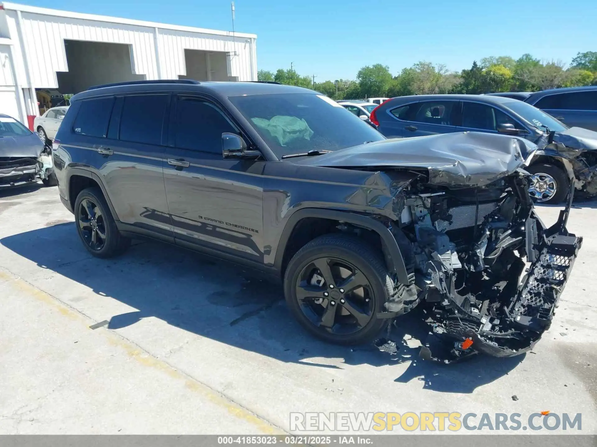1 Photograph of a damaged car 1C4RJJAG0P8814120 JEEP GRAND CHEROKEE L 2023
