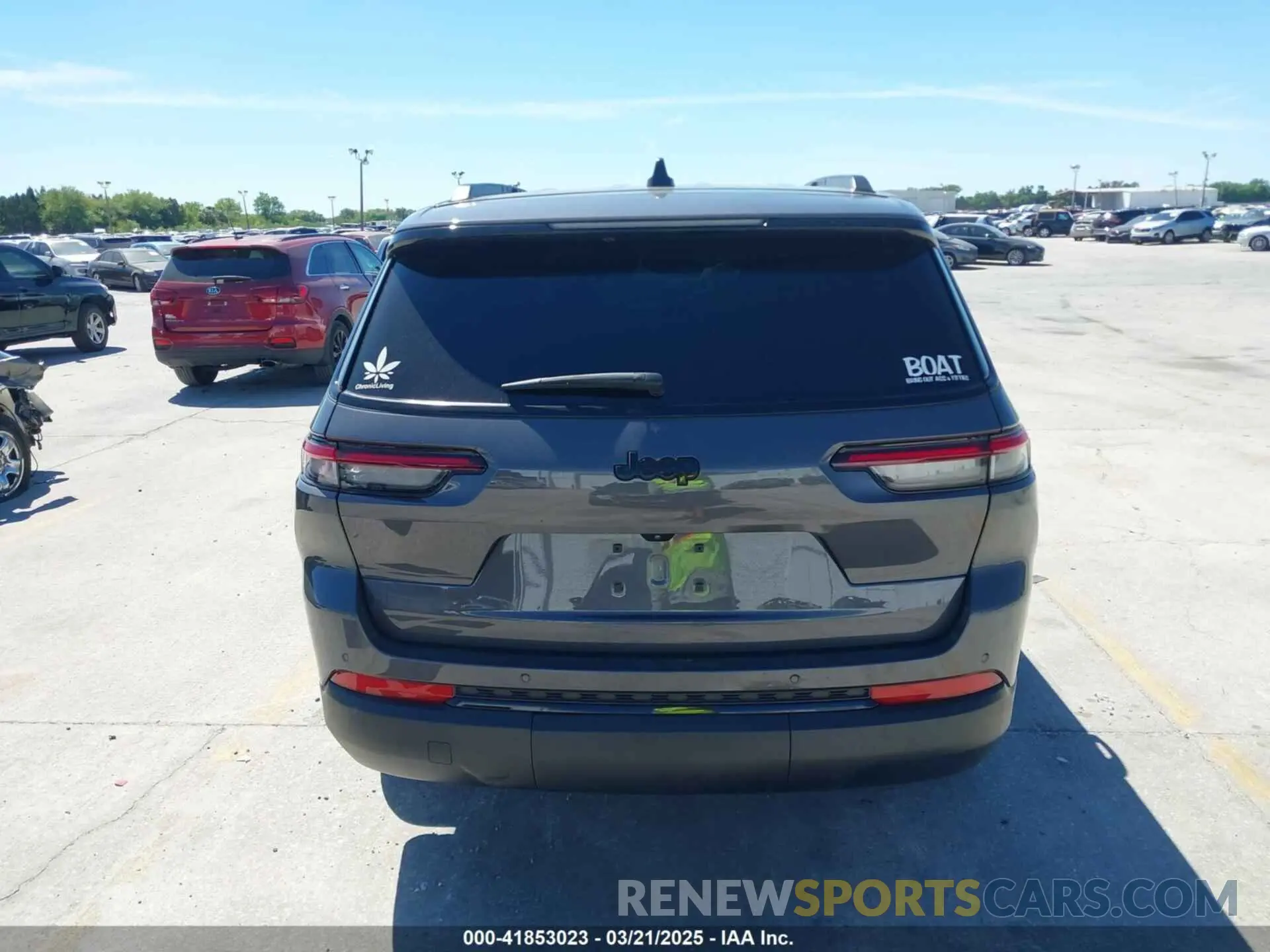16 Photograph of a damaged car 1C4RJJAG0P8814120 JEEP GRAND CHEROKEE L 2023