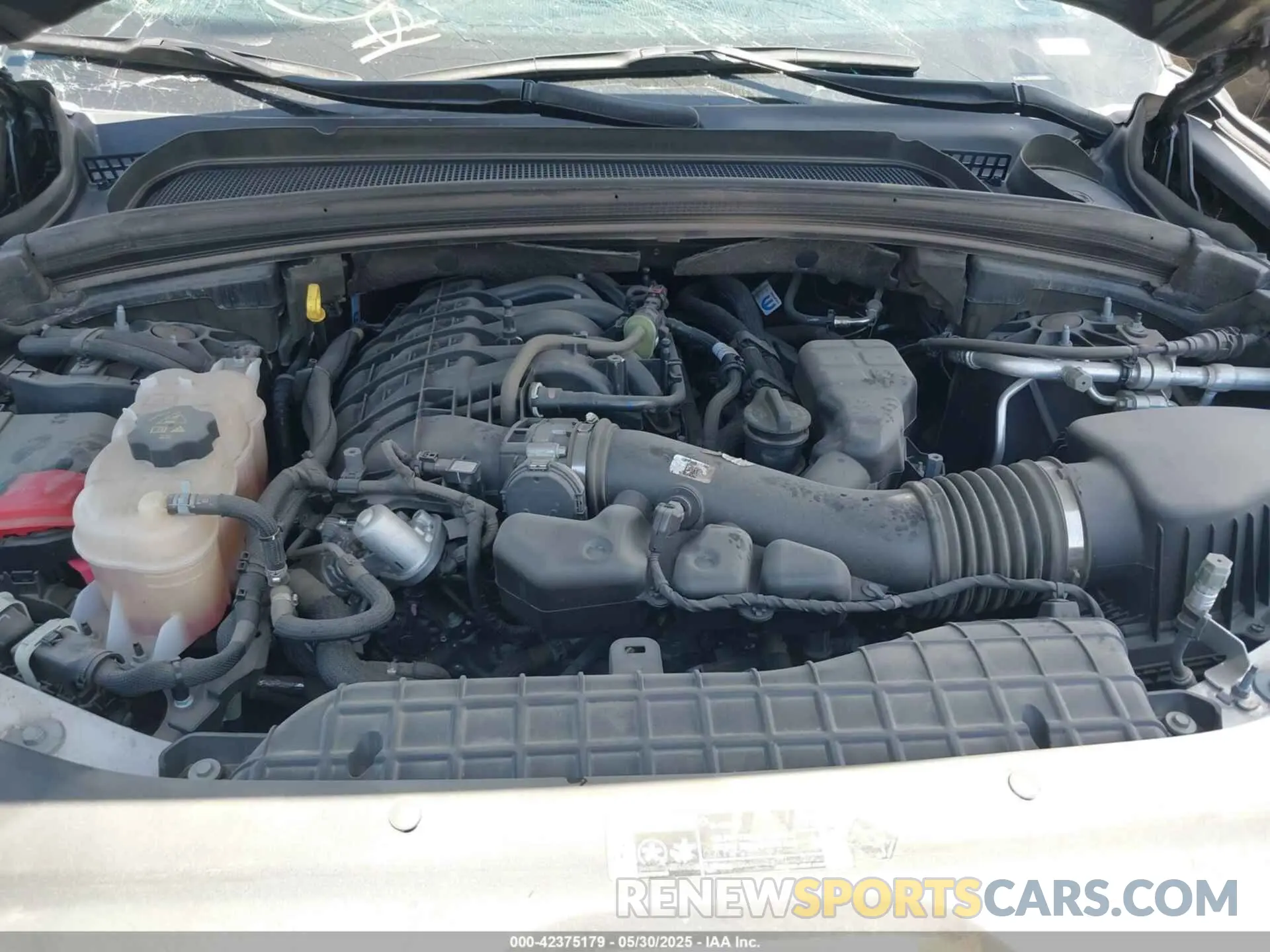 10 Photograph of a damaged car 1C4RJJAG1P8754851 JEEP GRAND CHEROKEE L 2023