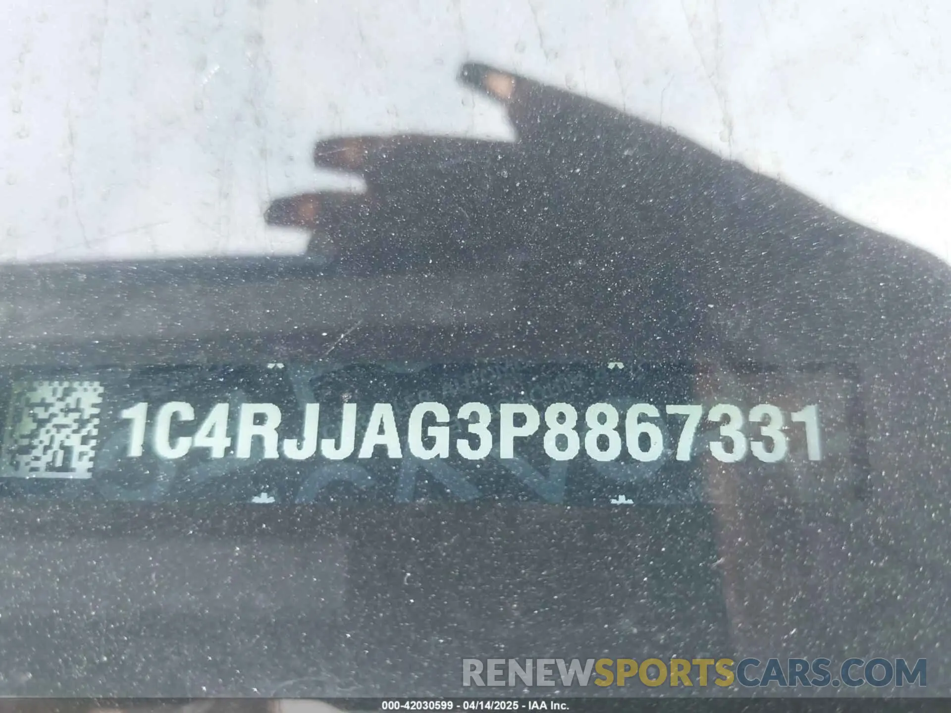 9 Photograph of a damaged car 1C4RJJAG3P8867331 JEEP GRAND CHEROKEE L 2023