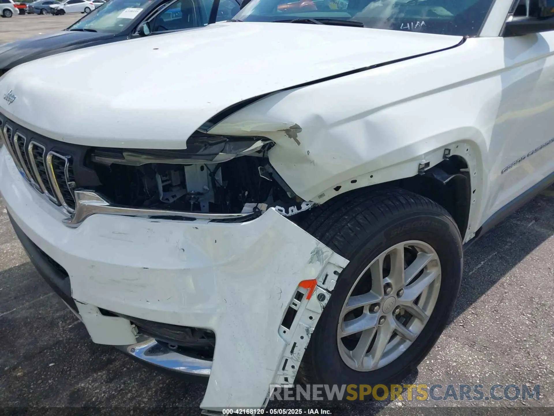 6 Photograph of a damaged car 1C4RJJAG3P8901882 JEEP GRAND CHEROKEE L 2023