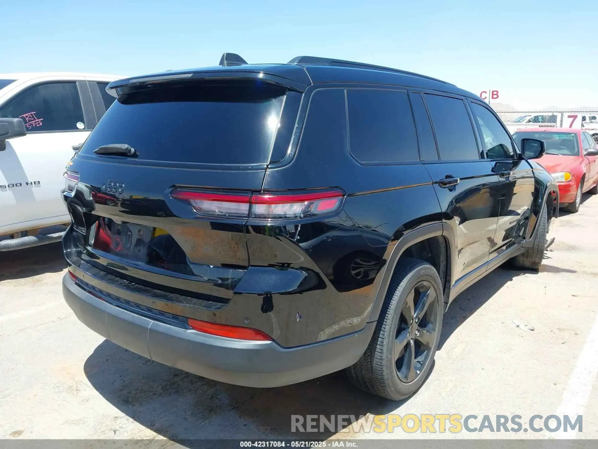 4 Photograph of a damaged car 1C4RJJAG5P8794267 JEEP GRAND CHEROKEE L 2023