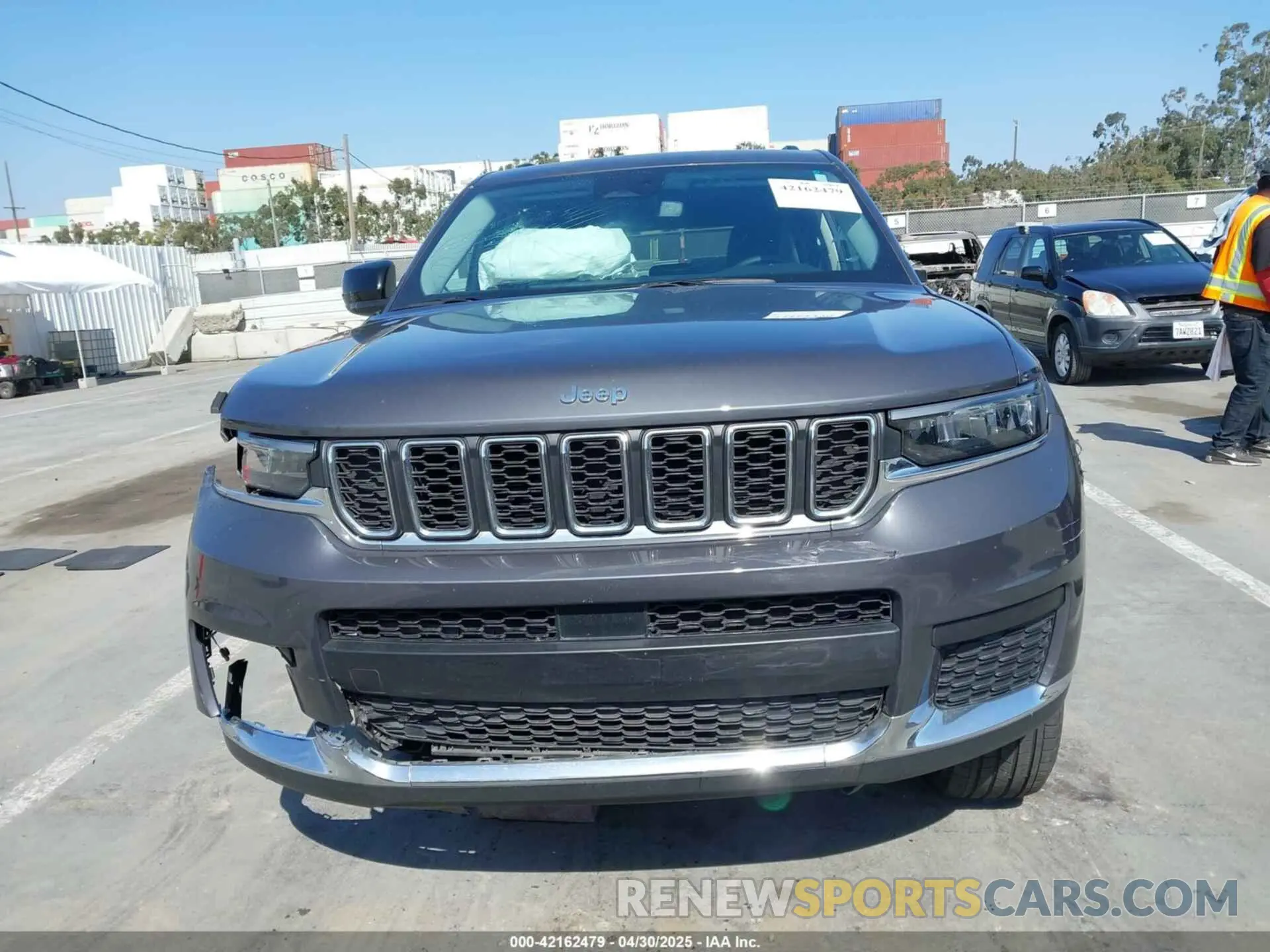 12 Photograph of a damaged car 1C4RJJAG6P8869591 JEEP GRAND CHEROKEE L 2023