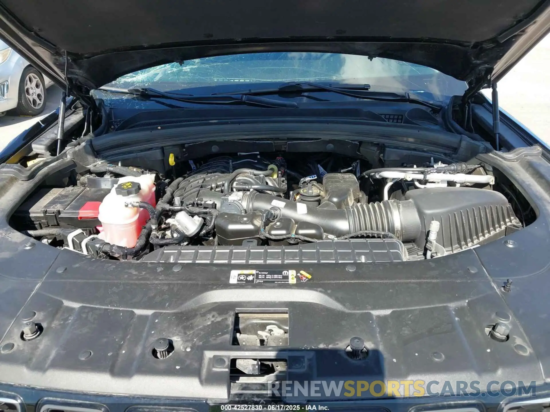10 Photograph of a damaged car 1C4RJJBG2P8811864 JEEP GRAND CHEROKEE L 2023