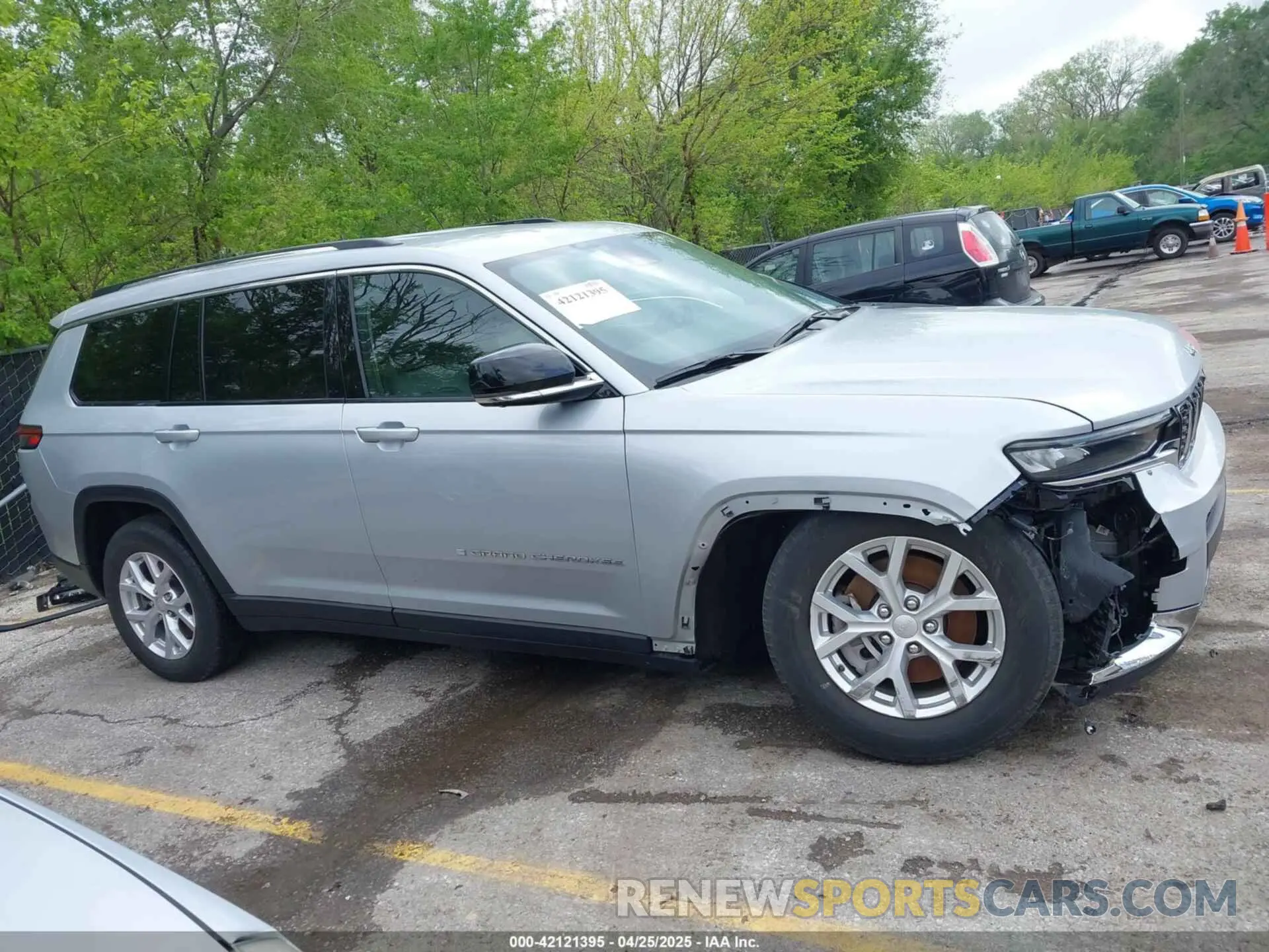 14 Photograph of a damaged car 1C4RJJBG8P8890280 JEEP GRAND CHEROKEE L 2023