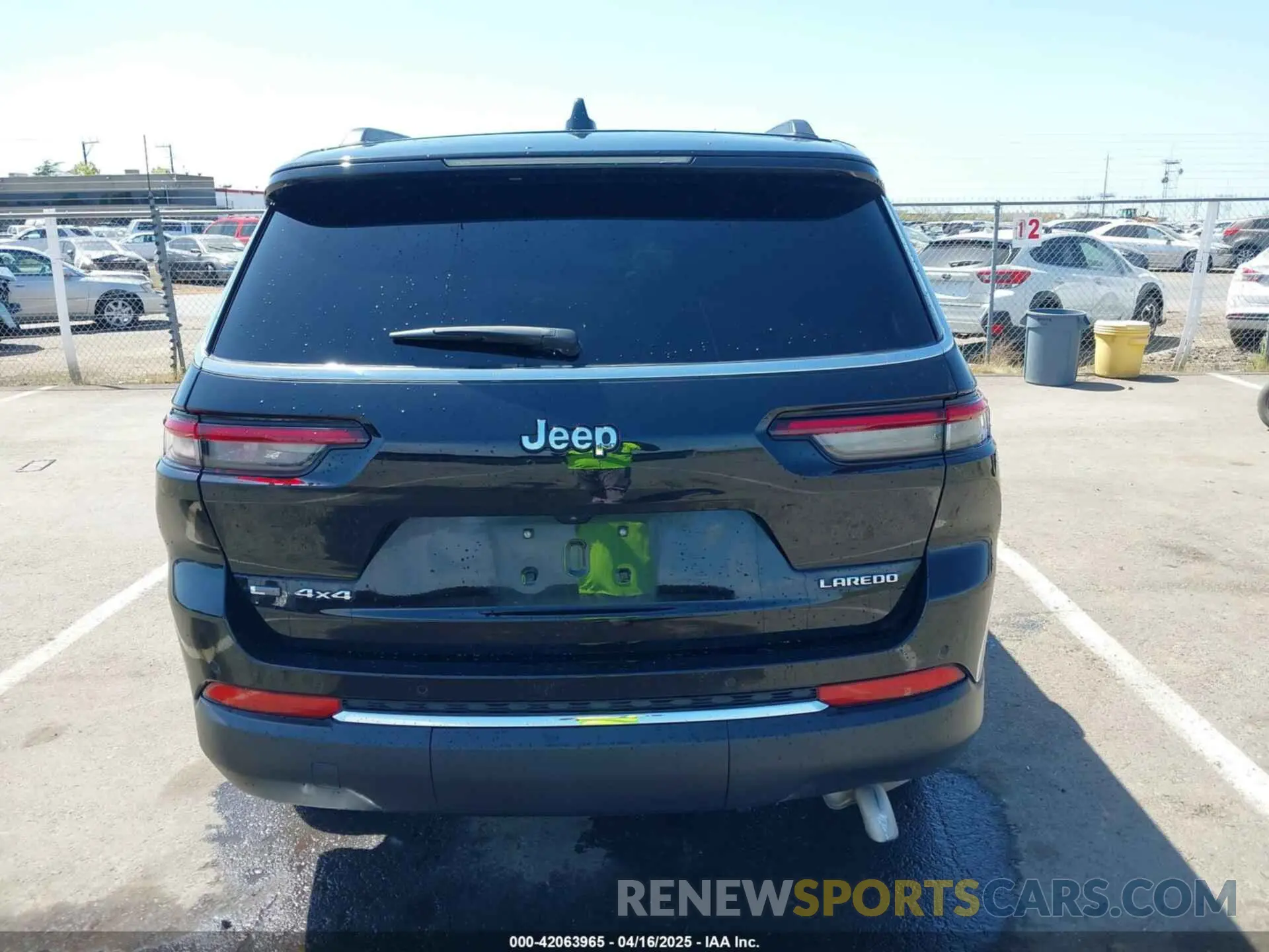 16 Photograph of a damaged car 1C4RJKAG0P8797714 JEEP GRAND CHEROKEE L 2023