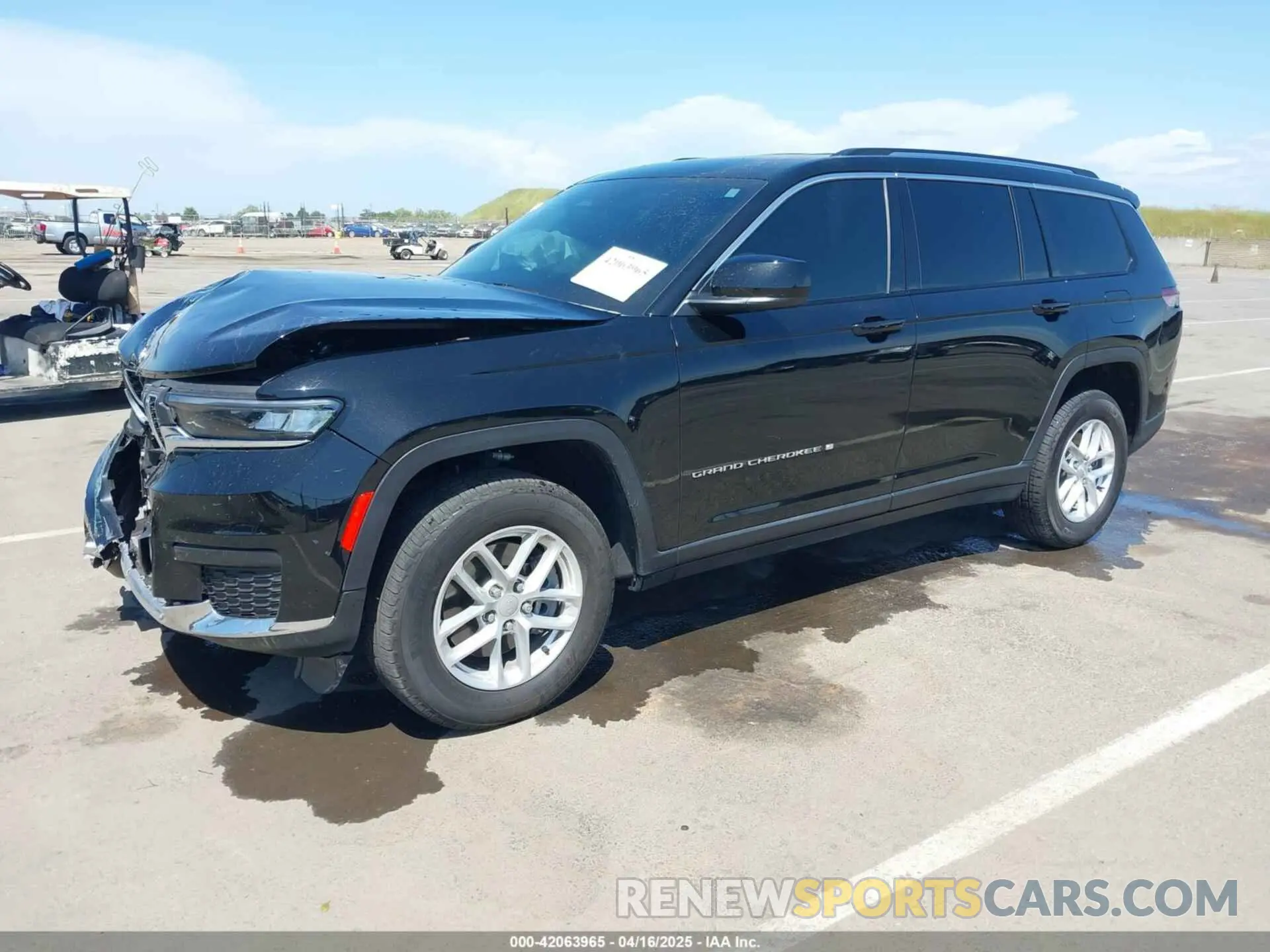 2 Photograph of a damaged car 1C4RJKAG0P8797714 JEEP GRAND CHEROKEE L 2023