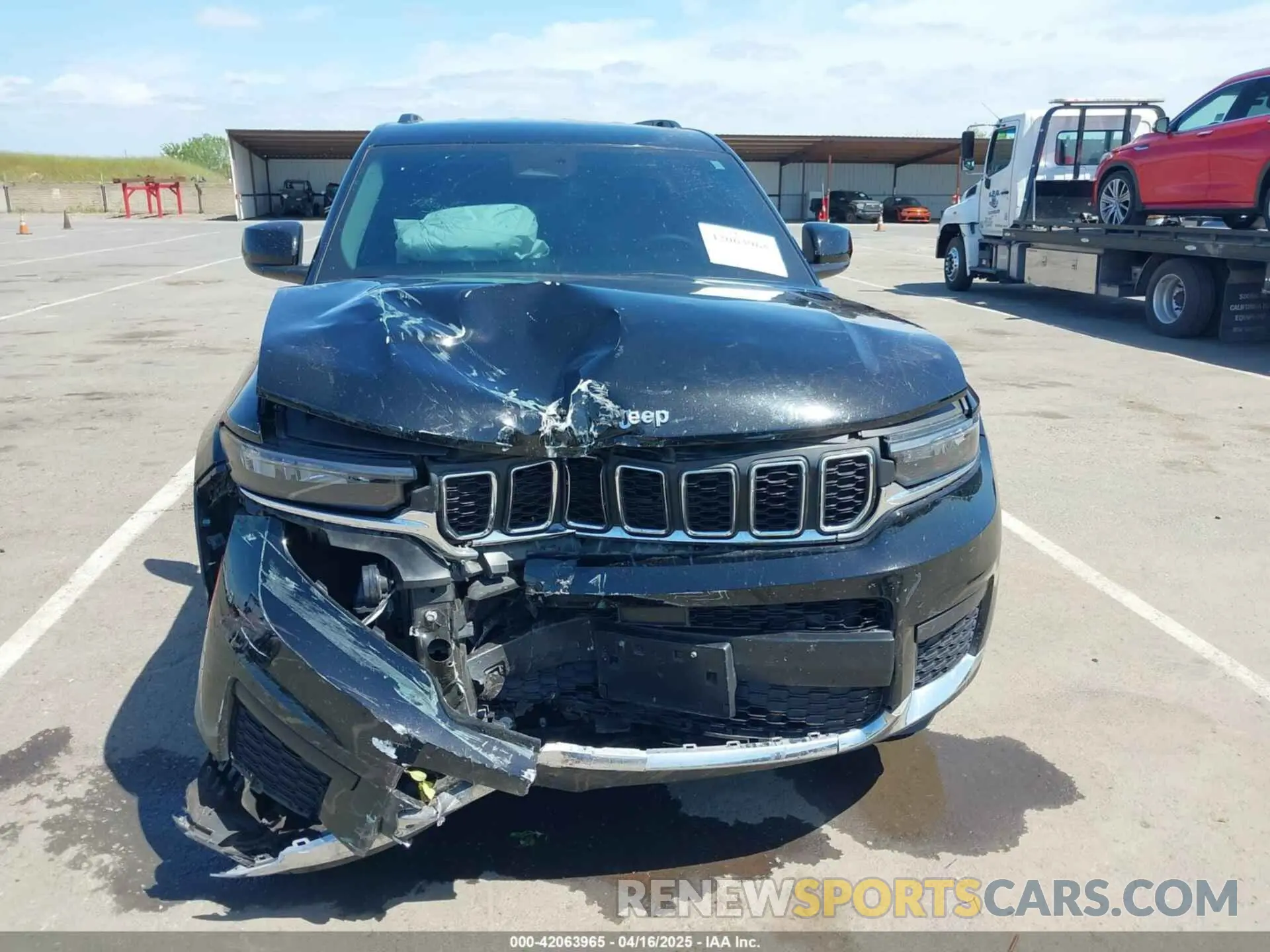 6 Photograph of a damaged car 1C4RJKAG0P8797714 JEEP GRAND CHEROKEE L 2023