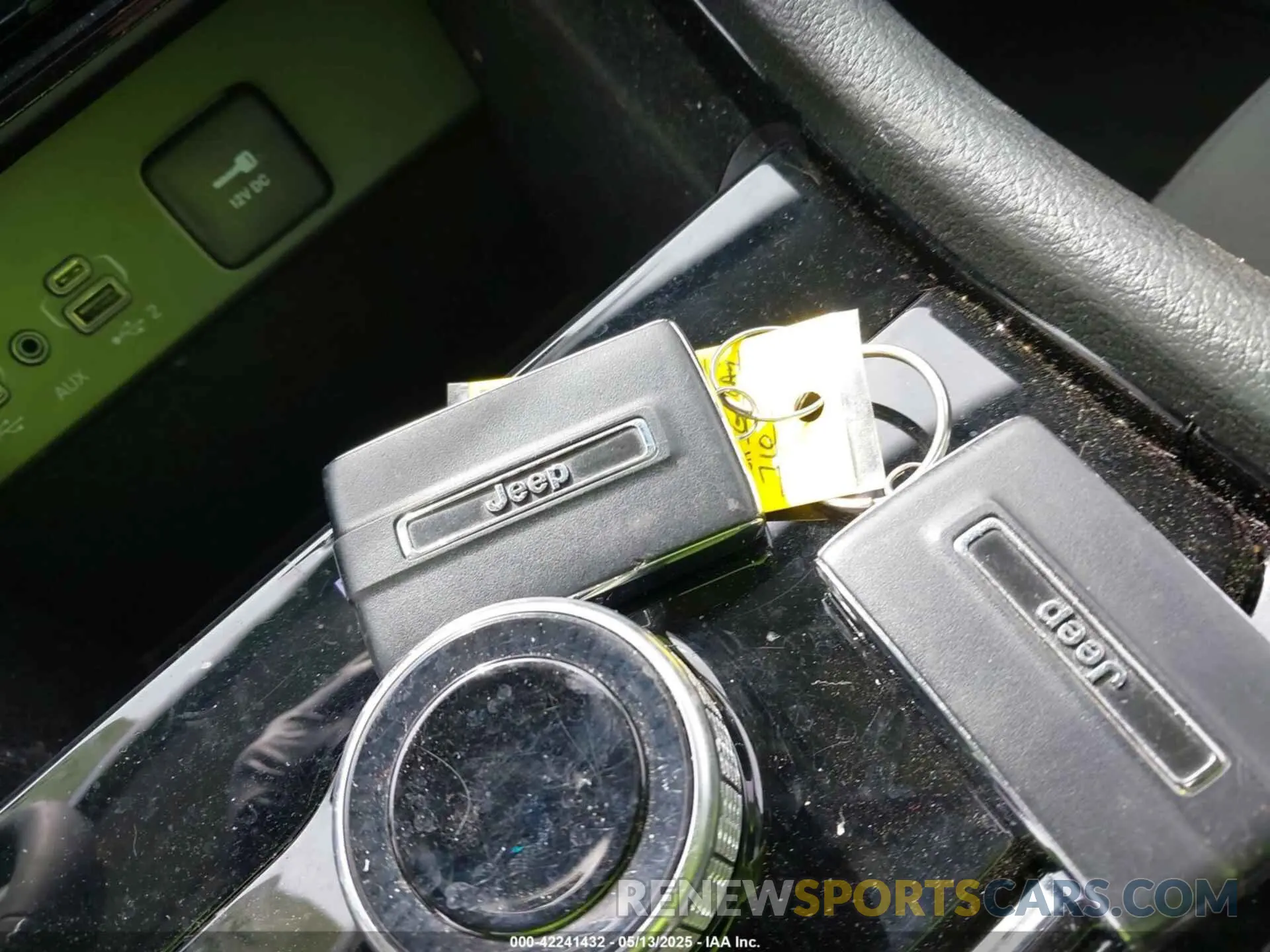 11 Photograph of a damaged car 1C4RJKAG1P8710032 JEEP GRAND CHEROKEE L 2023