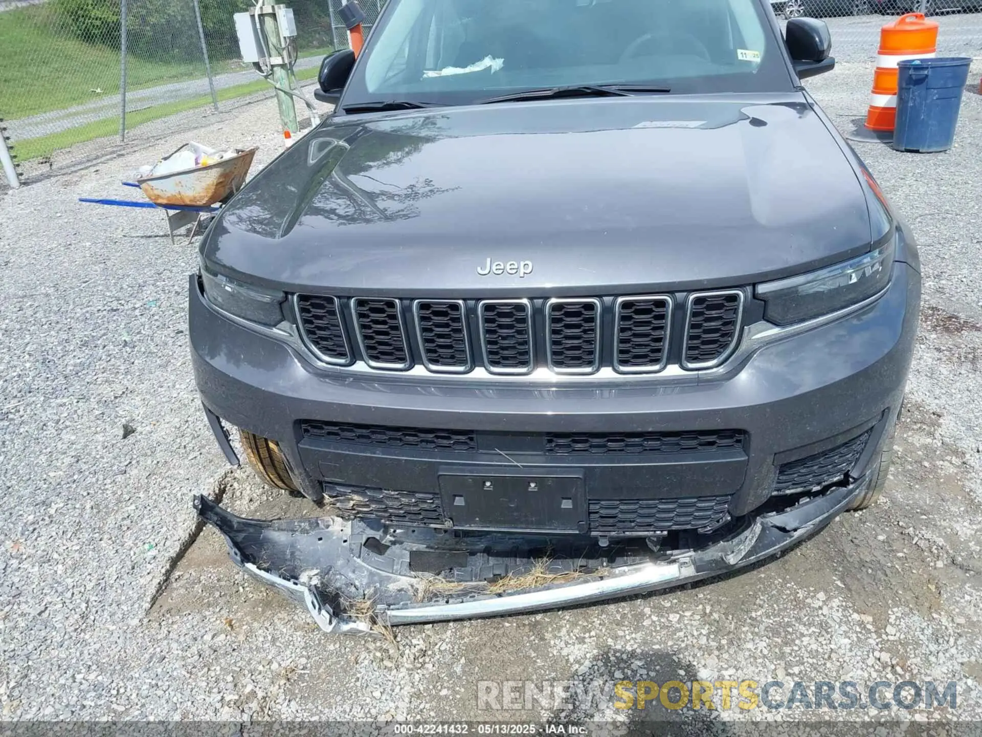 6 Photograph of a damaged car 1C4RJKAG1P8710032 JEEP GRAND CHEROKEE L 2023