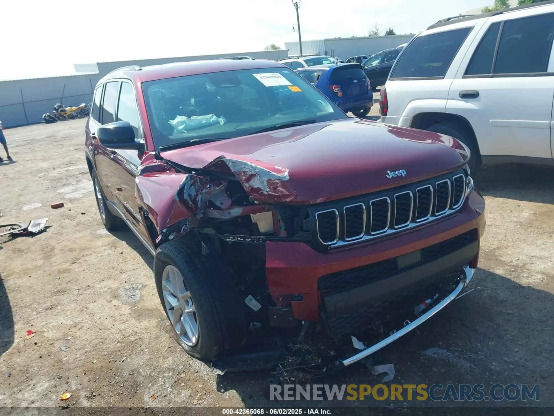 1 Photograph of a damaged car 1C4RJKAG2P8861266 JEEP GRAND CHEROKEE L 2023