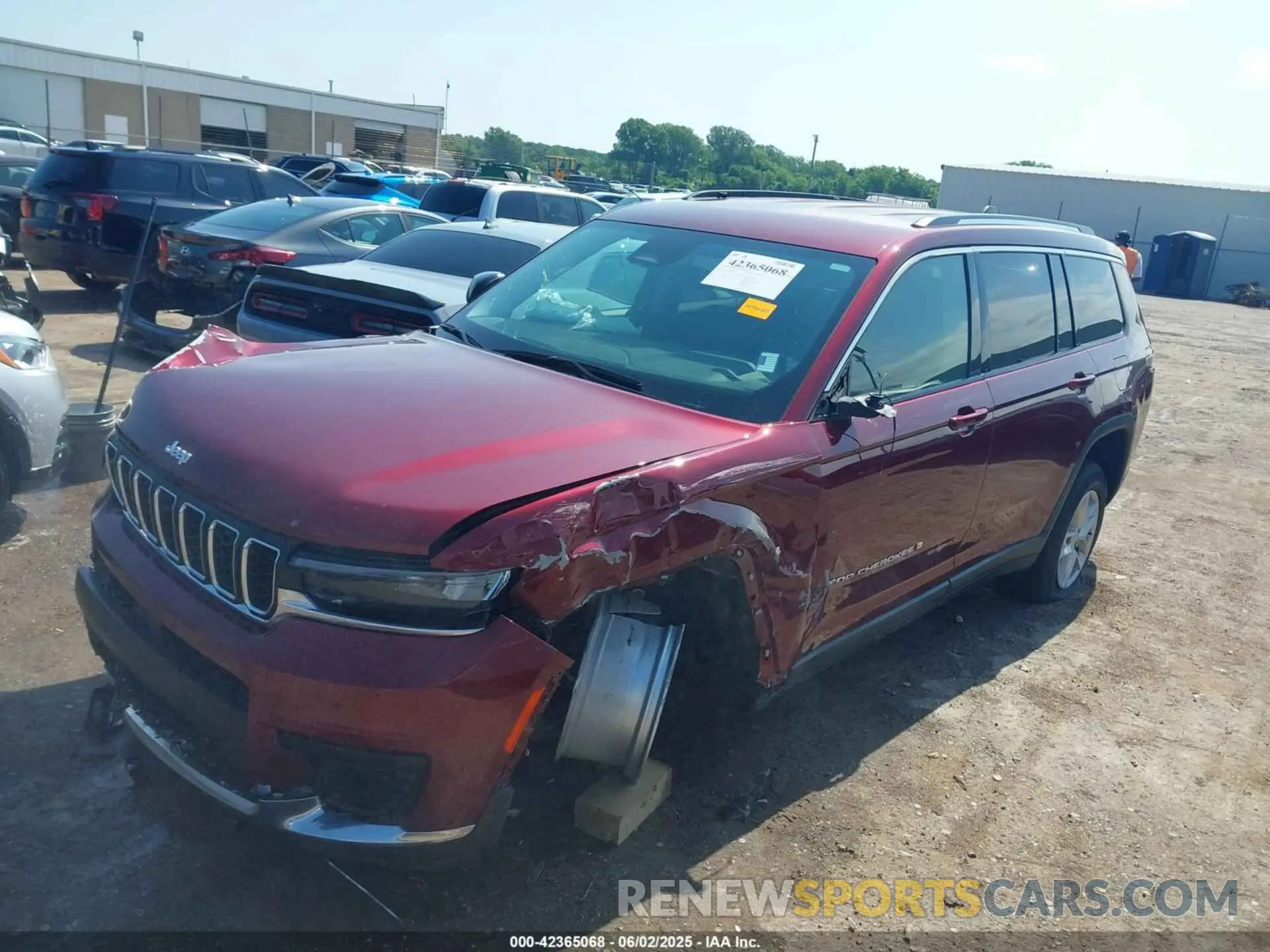 2 Photograph of a damaged car 1C4RJKAG2P8861266 JEEP GRAND CHEROKEE L 2023